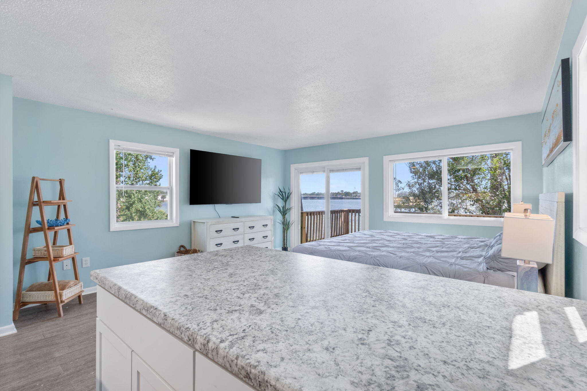 BELLA VISTA - Residential