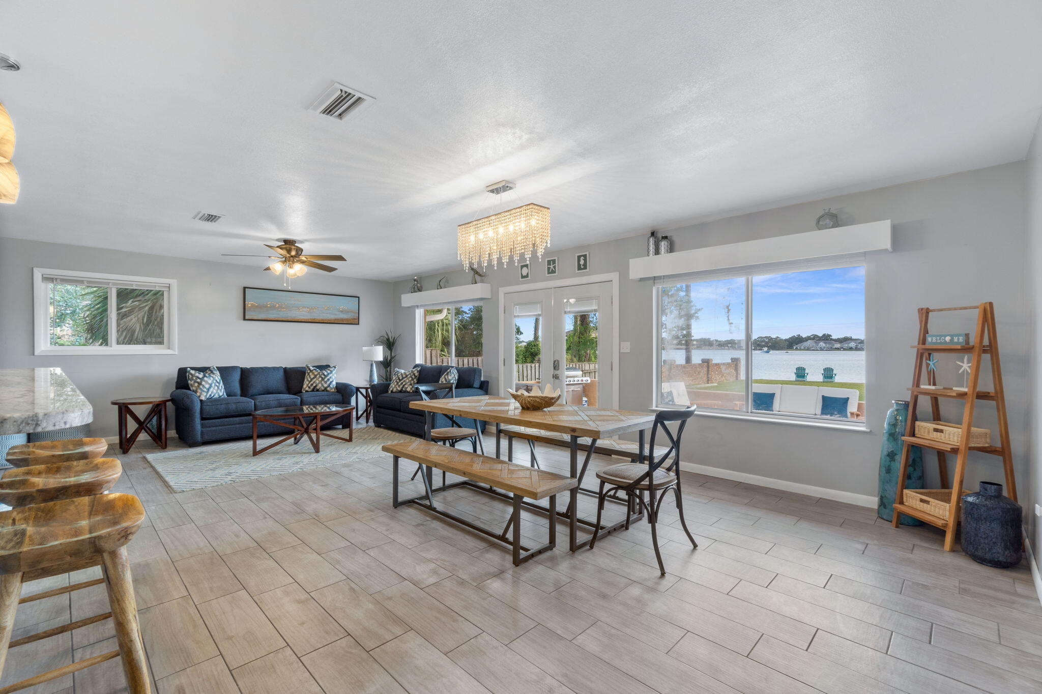 BELLA VISTA - Residential