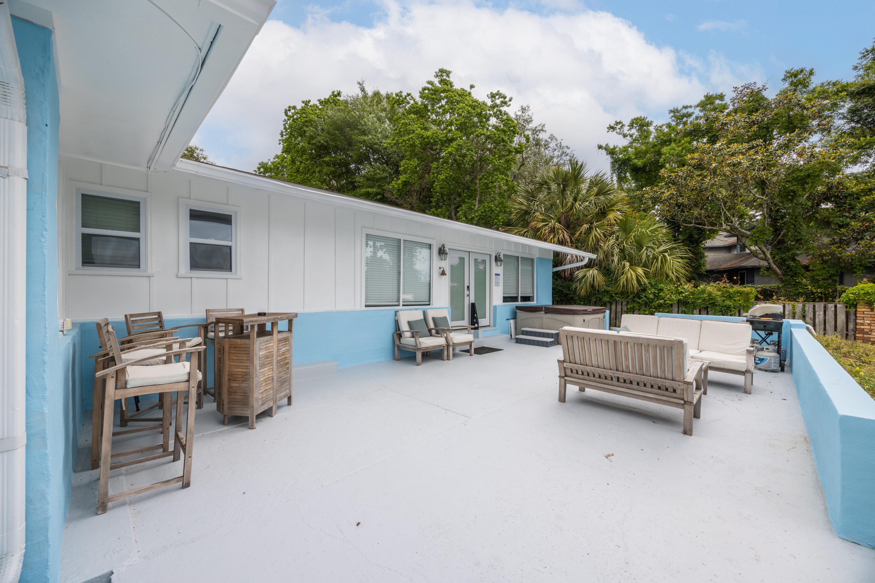 BELLA VISTA - Residential