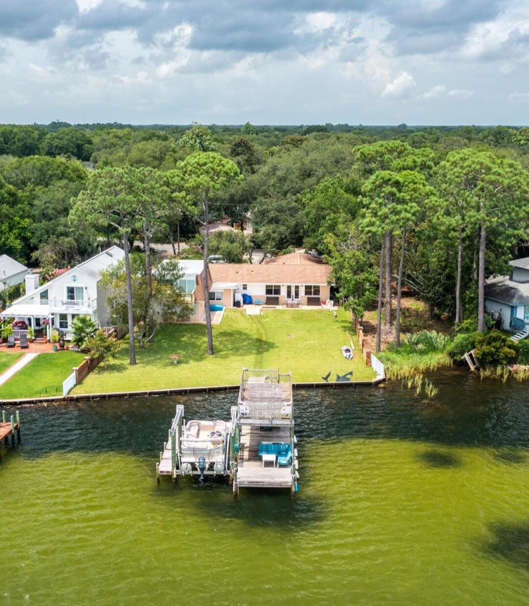 BELLA VISTA - Residential