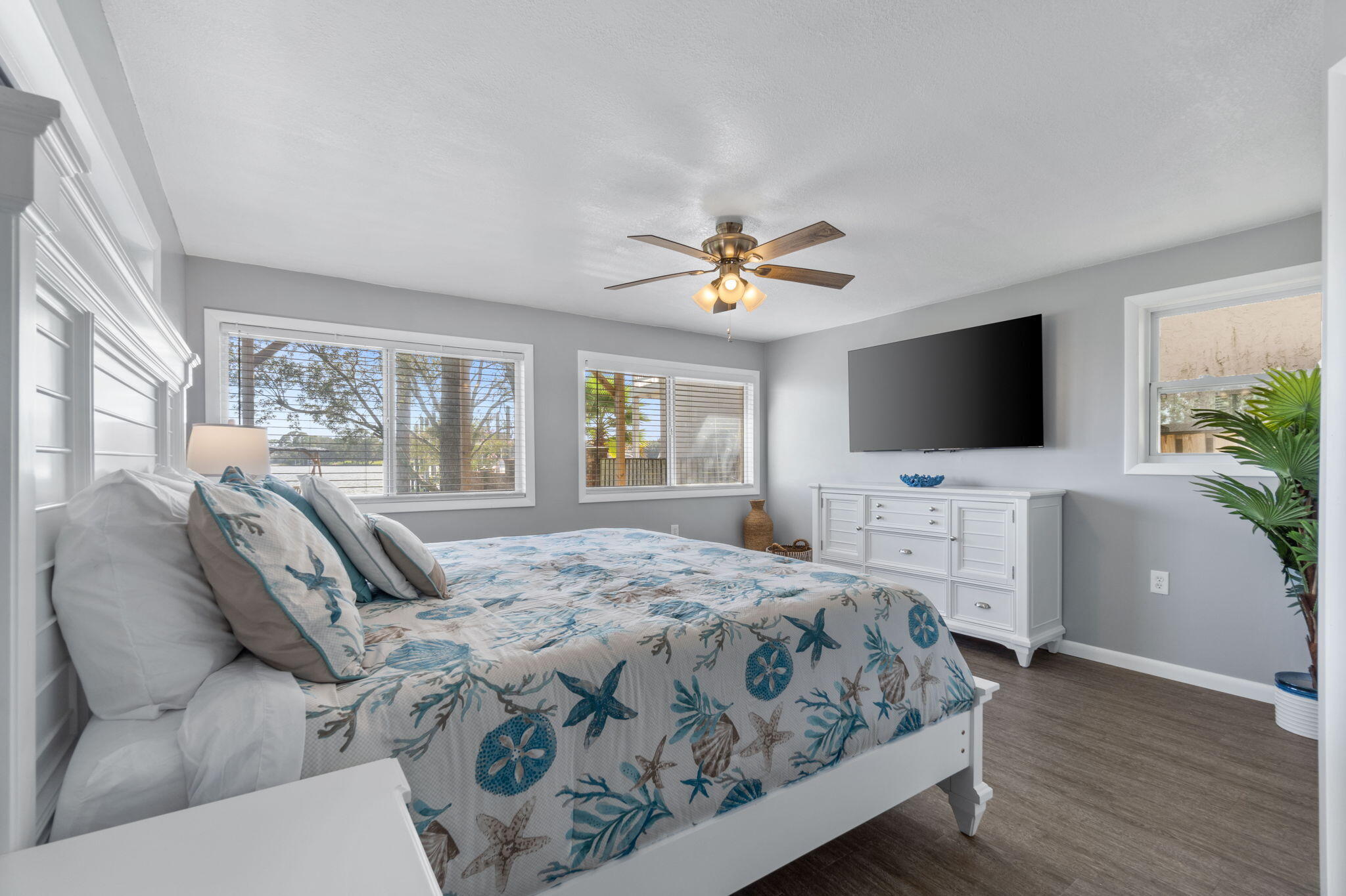 BELLA VISTA - Residential