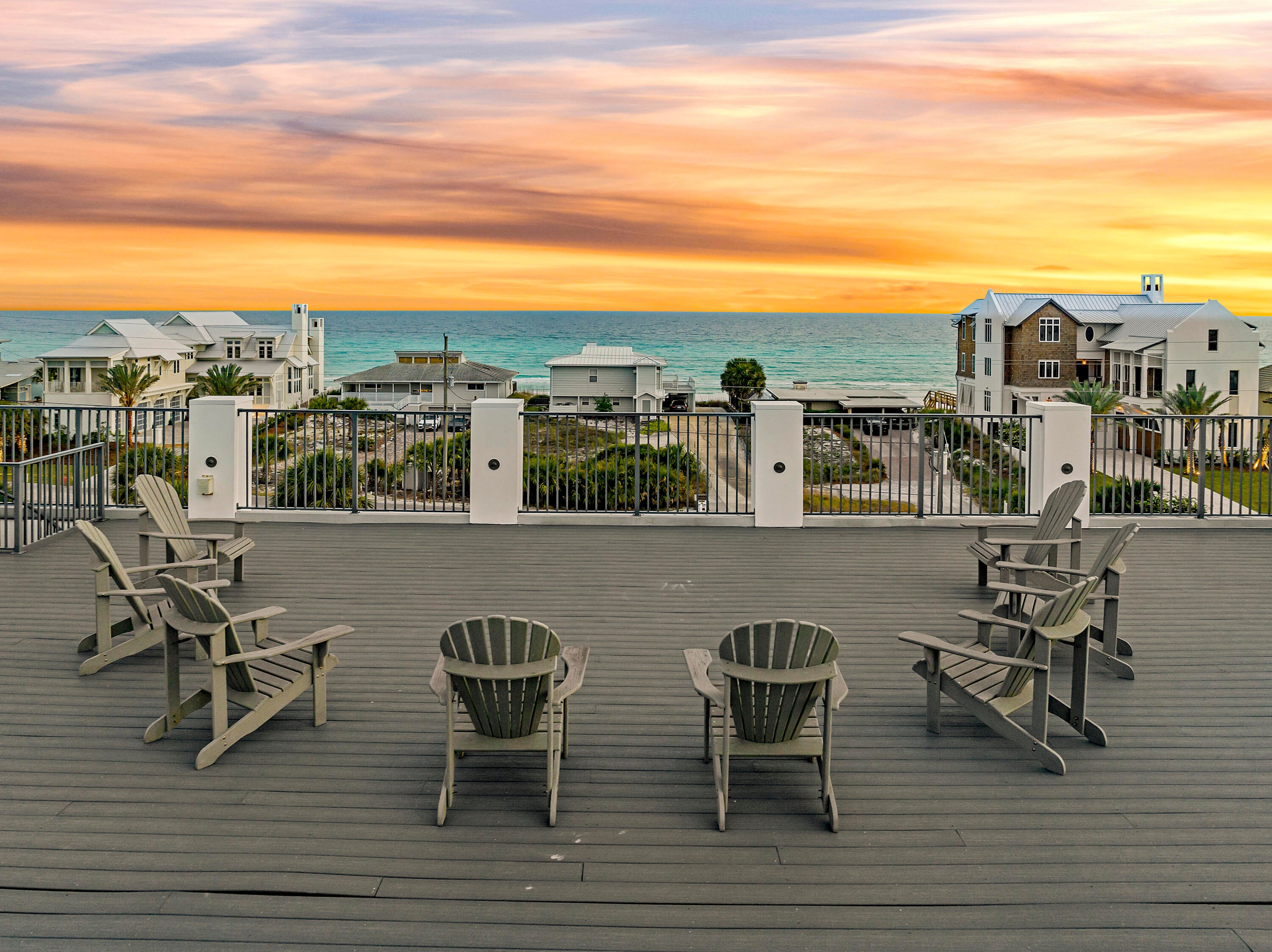 37 W Seahorse Circle