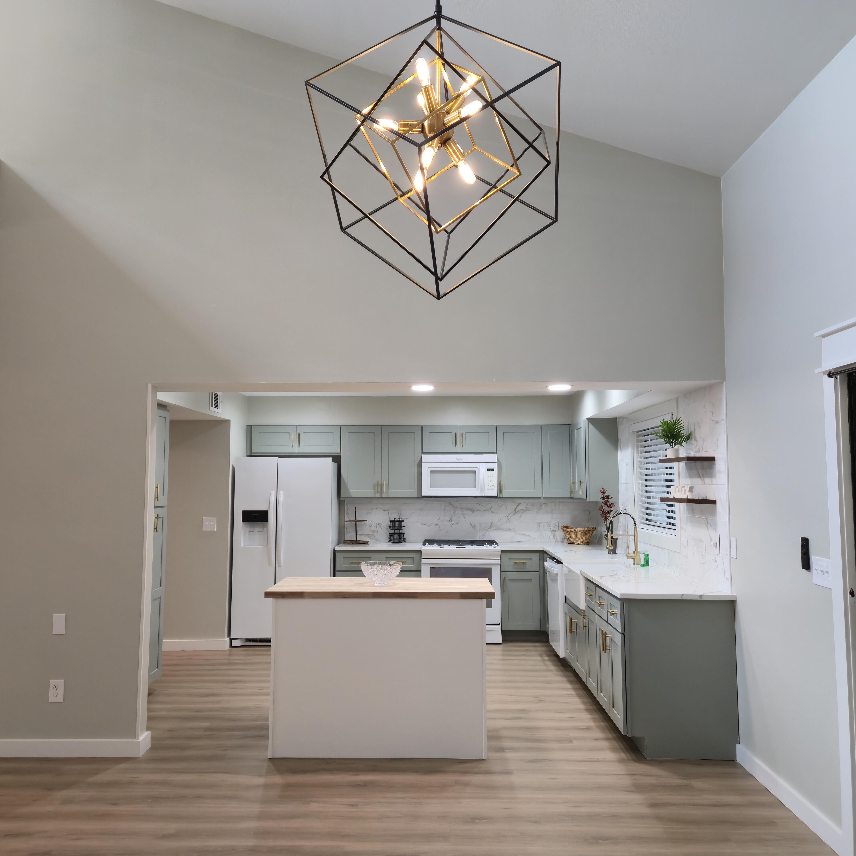 LANCASTER ESTATES - Residential