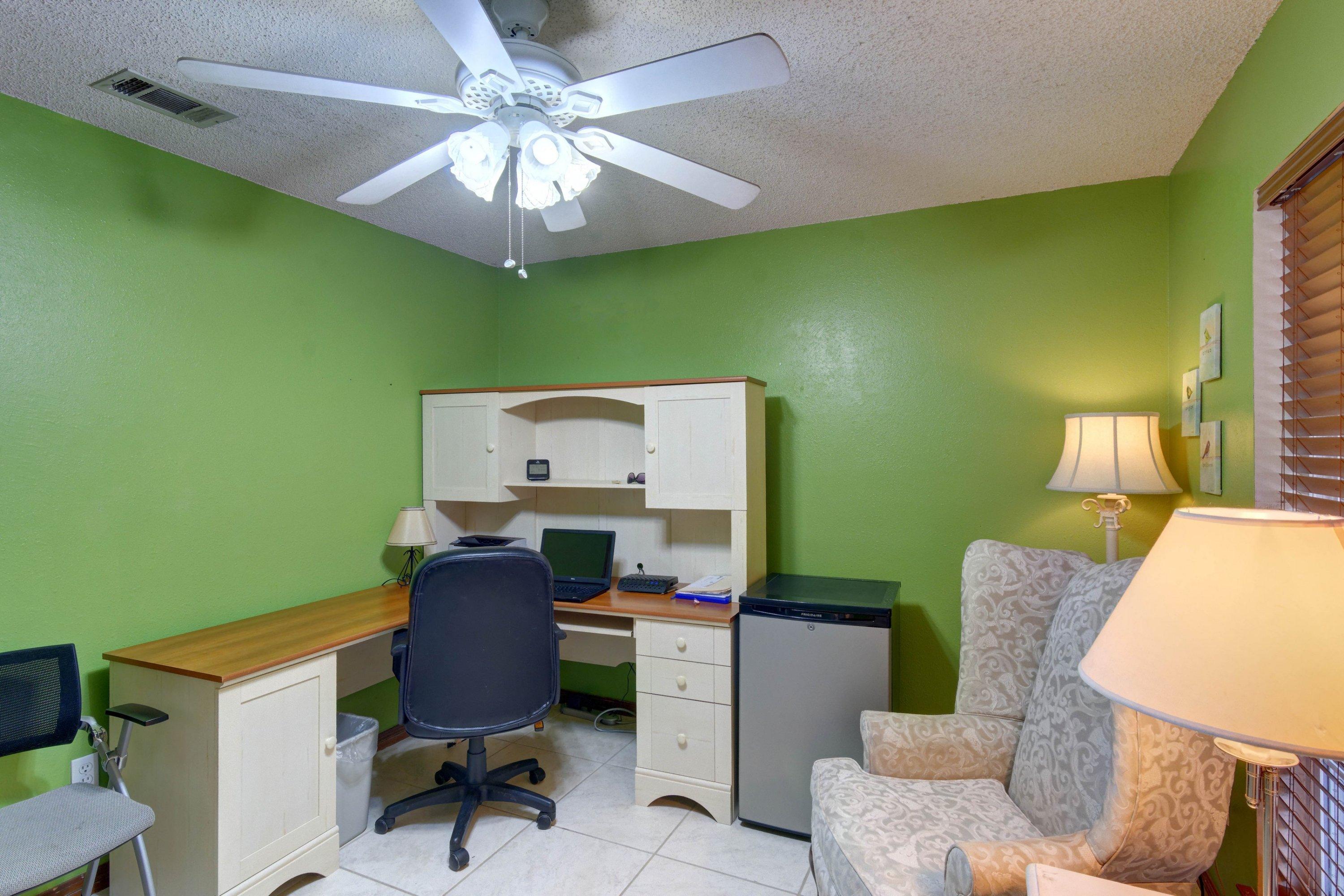 BAY WOODS - Residential