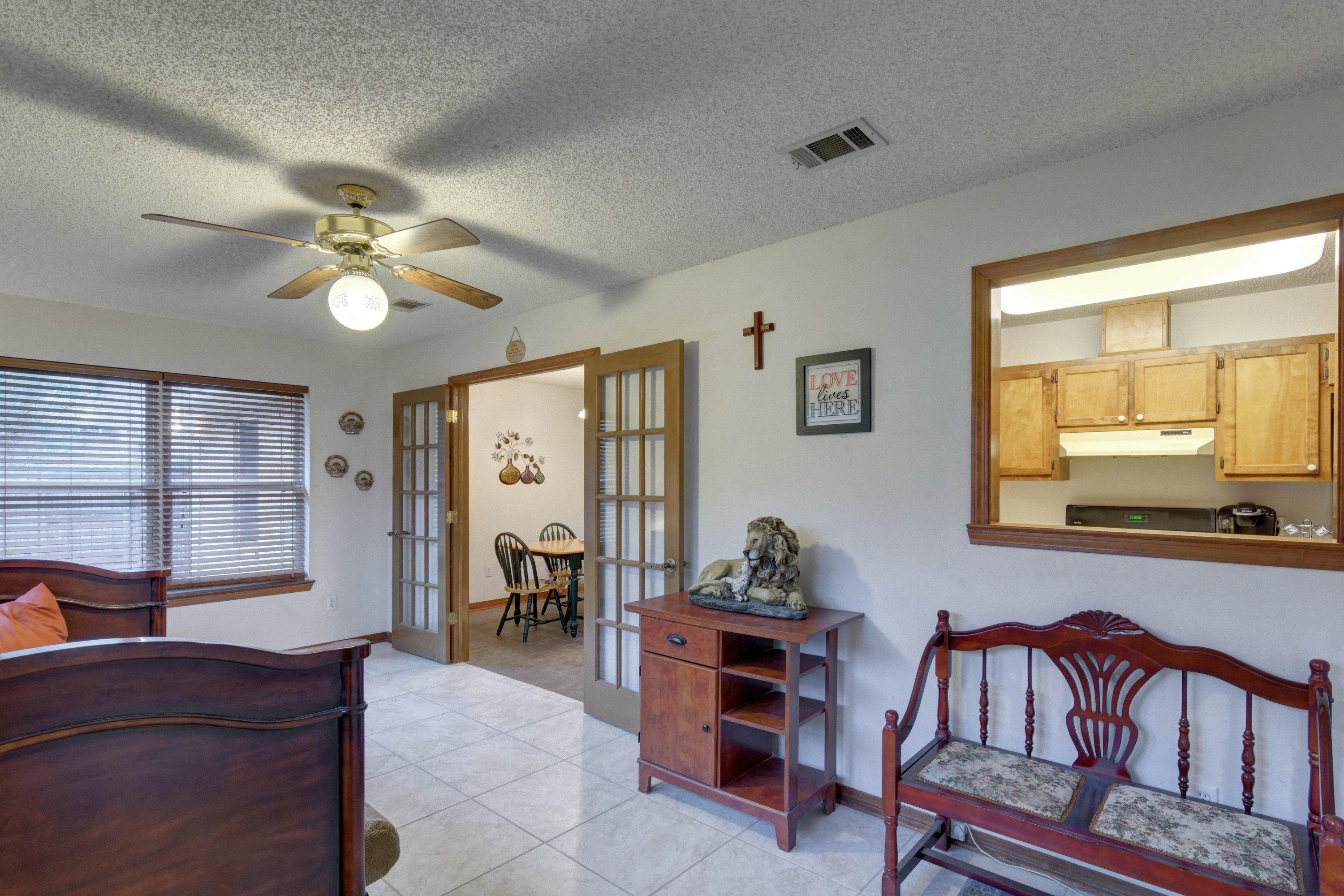 BAY WOODS - Residential