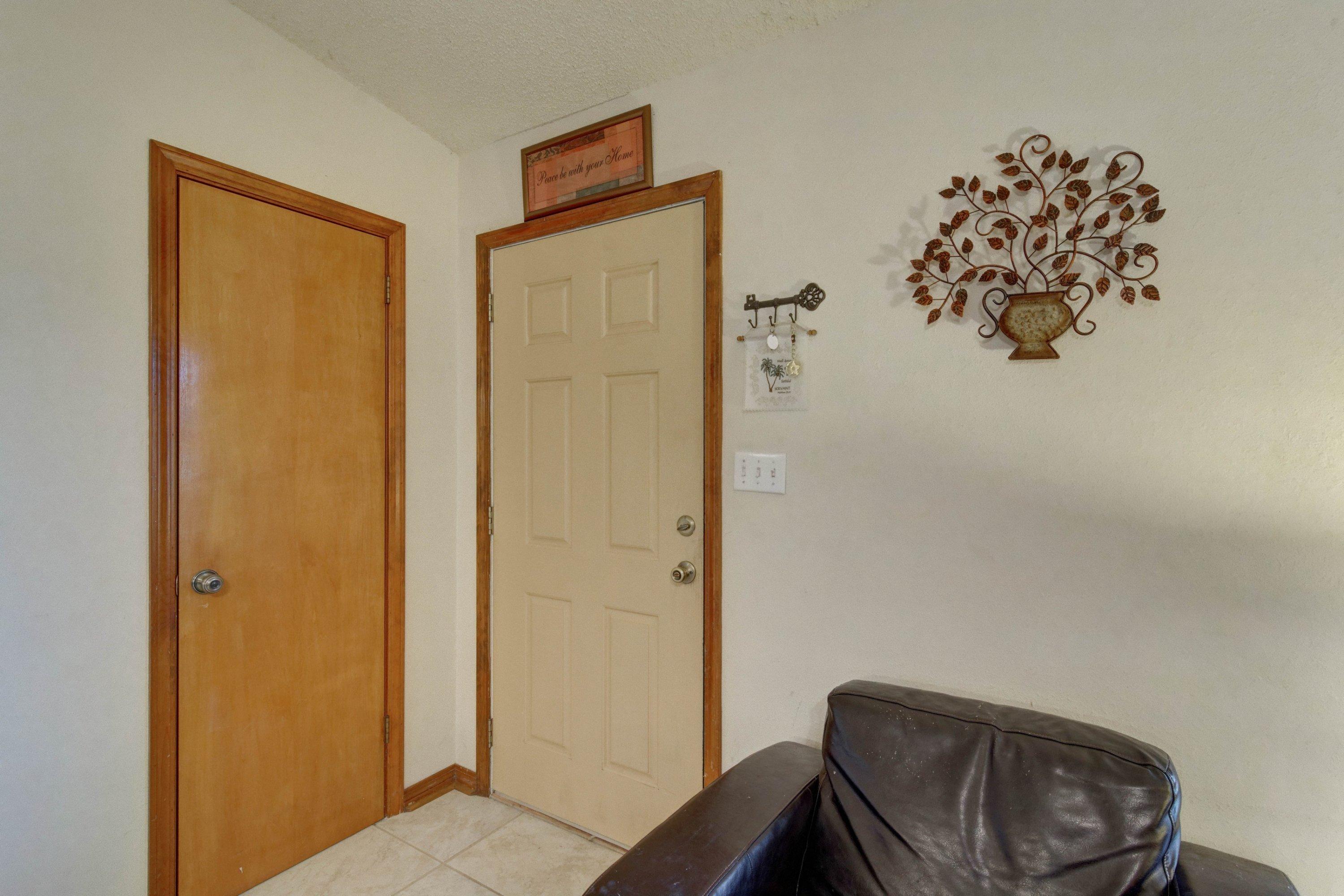 BAY WOODS - Residential