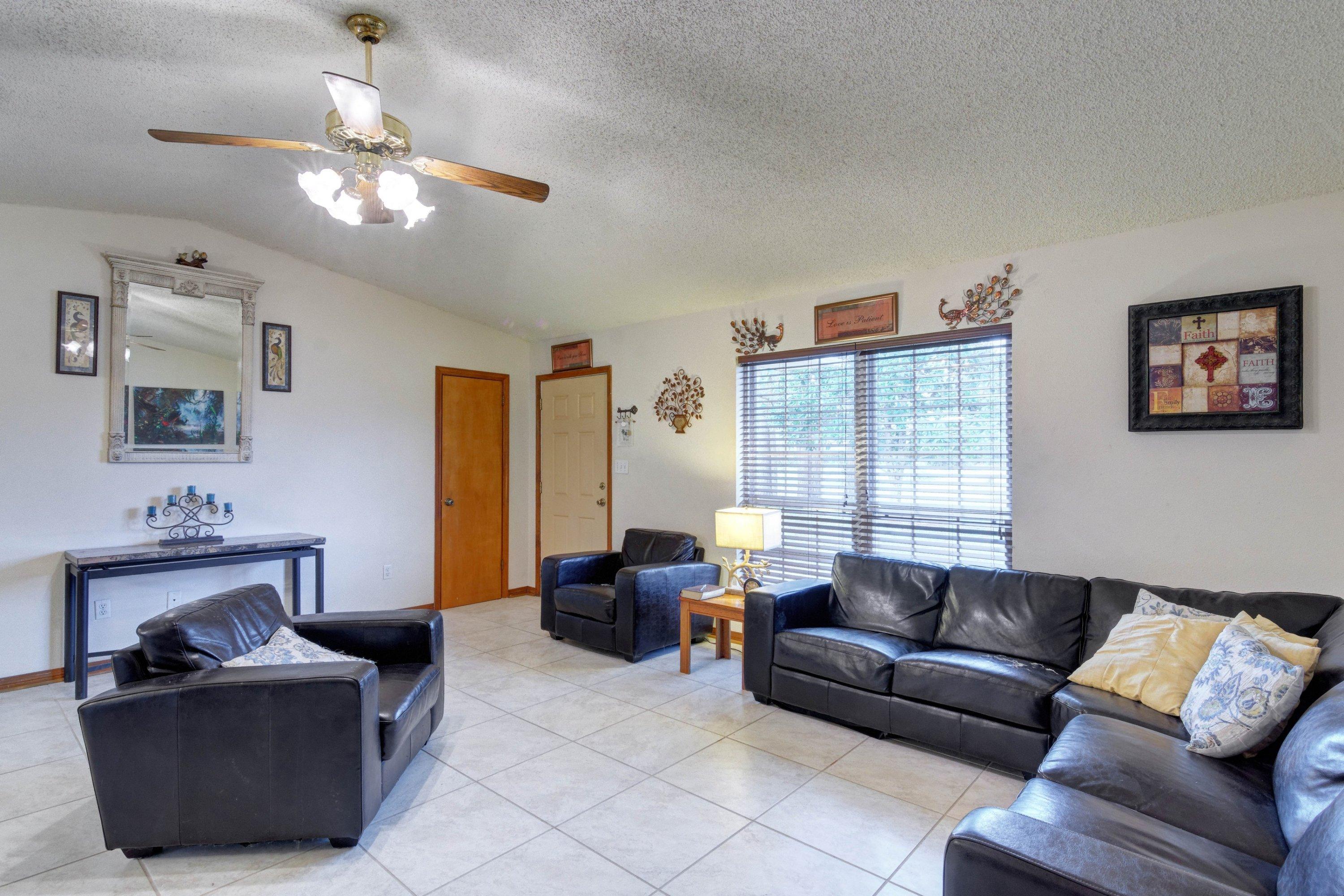 BAY WOODS - Residential