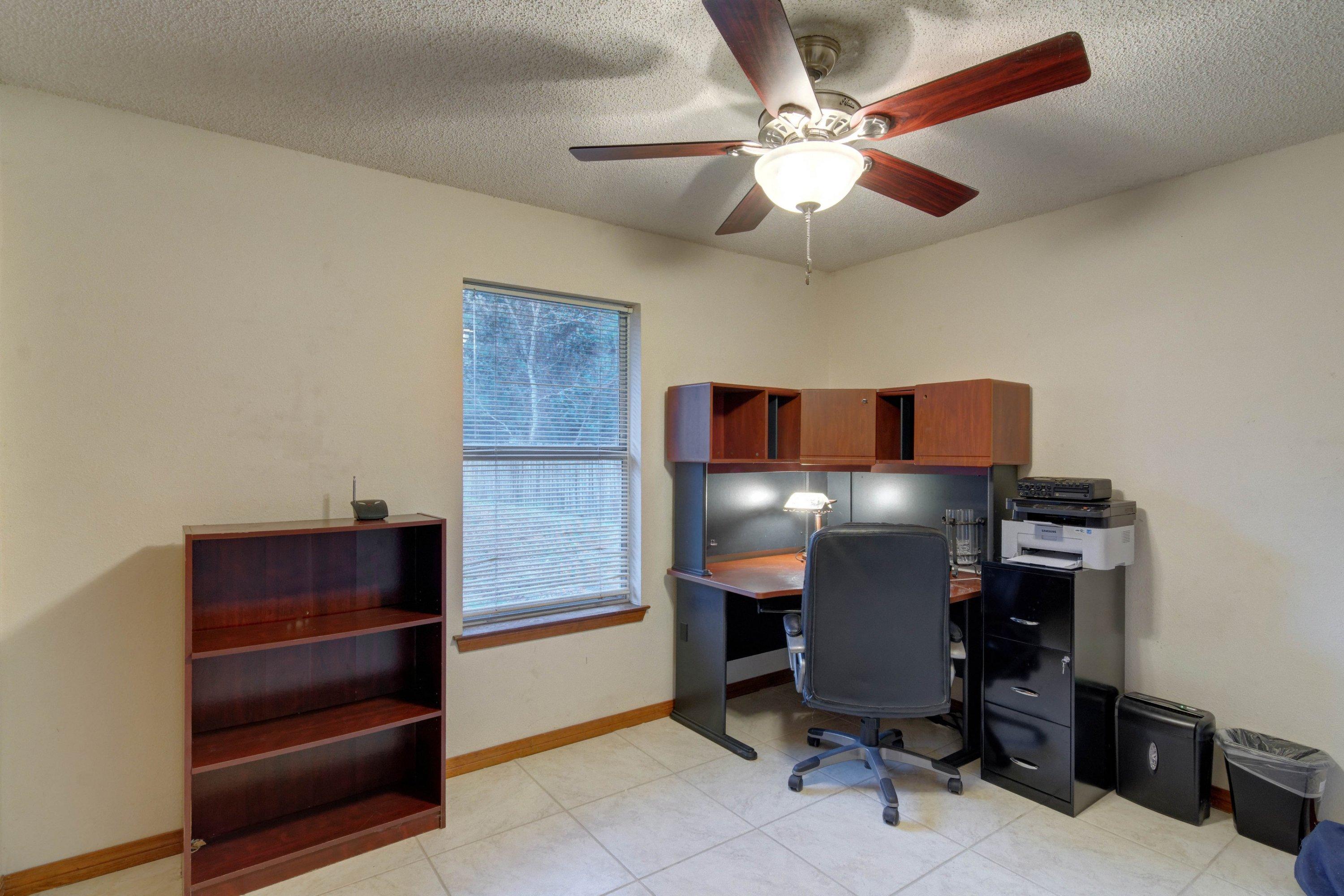 BAY WOODS - Residential