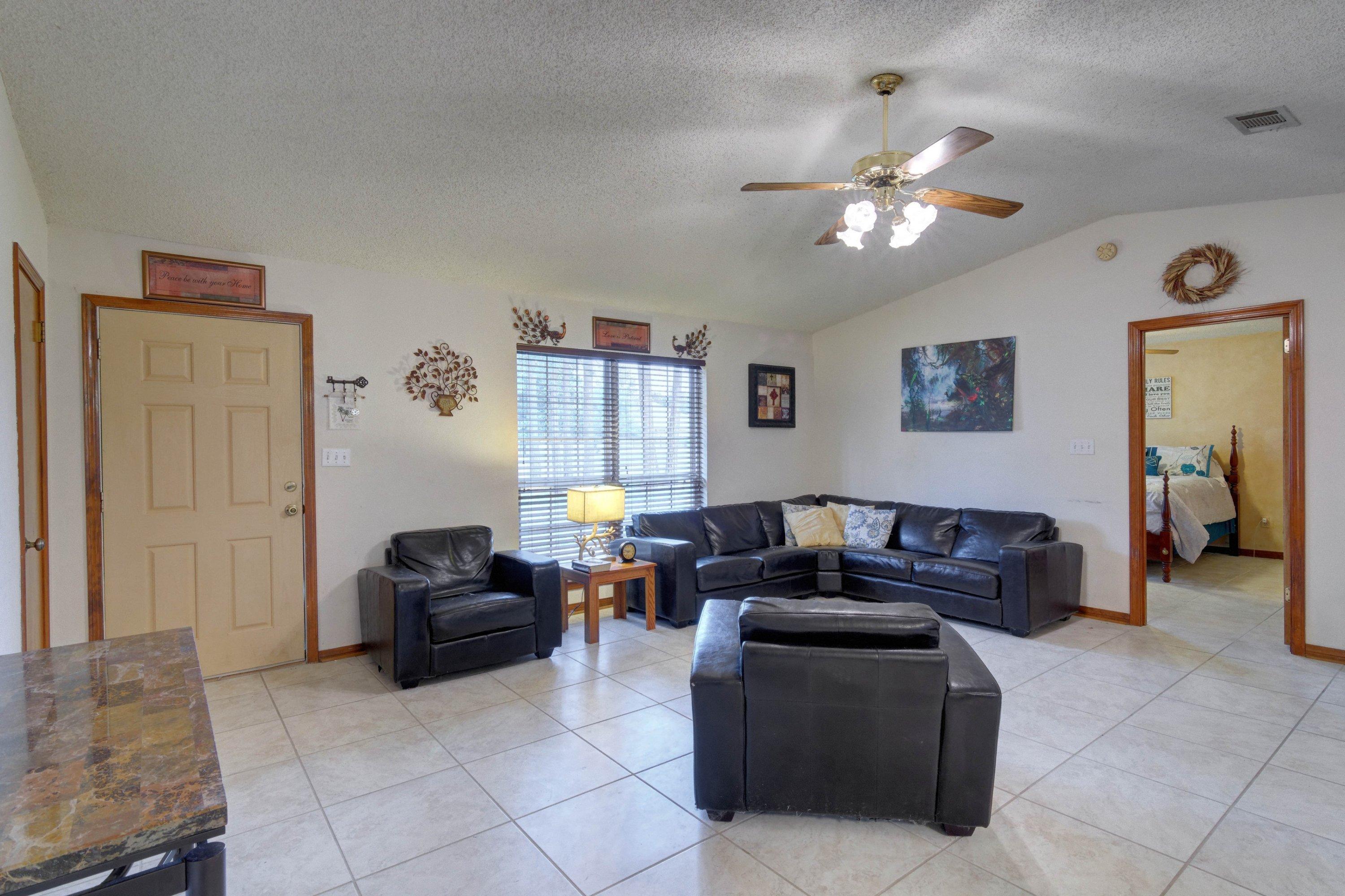 BAY WOODS - Residential