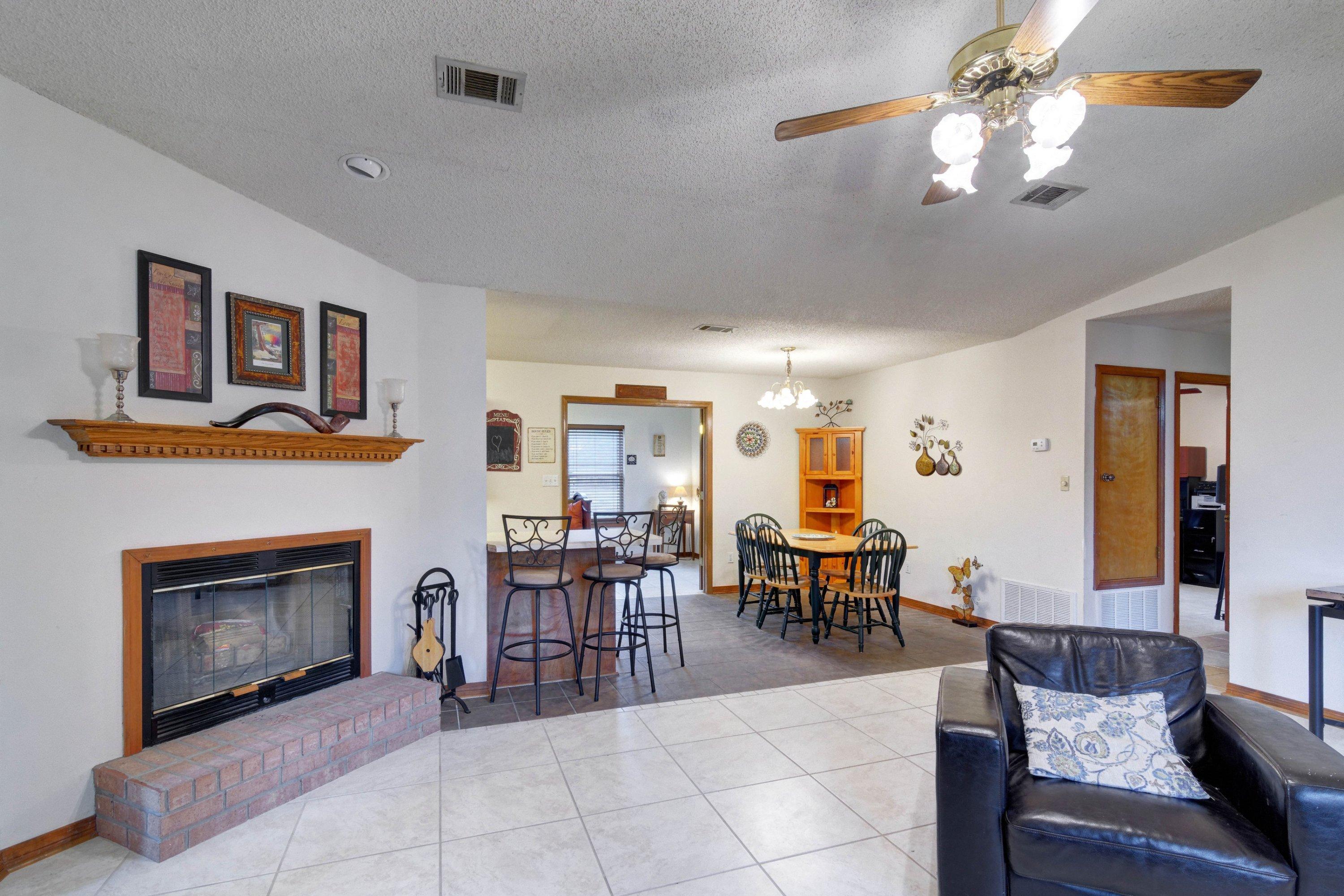 BAY WOODS - Residential