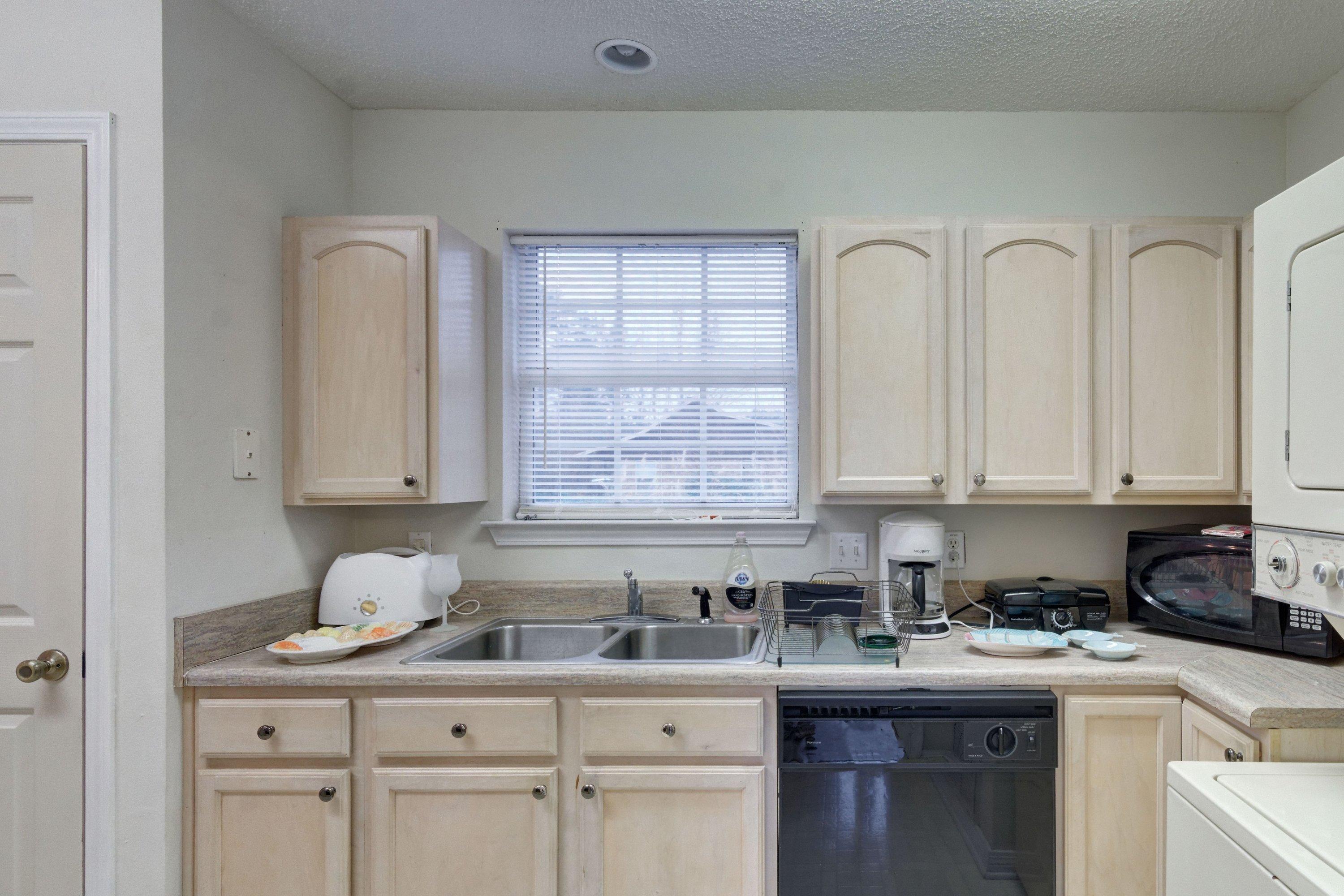 BAY WOODS - Residential