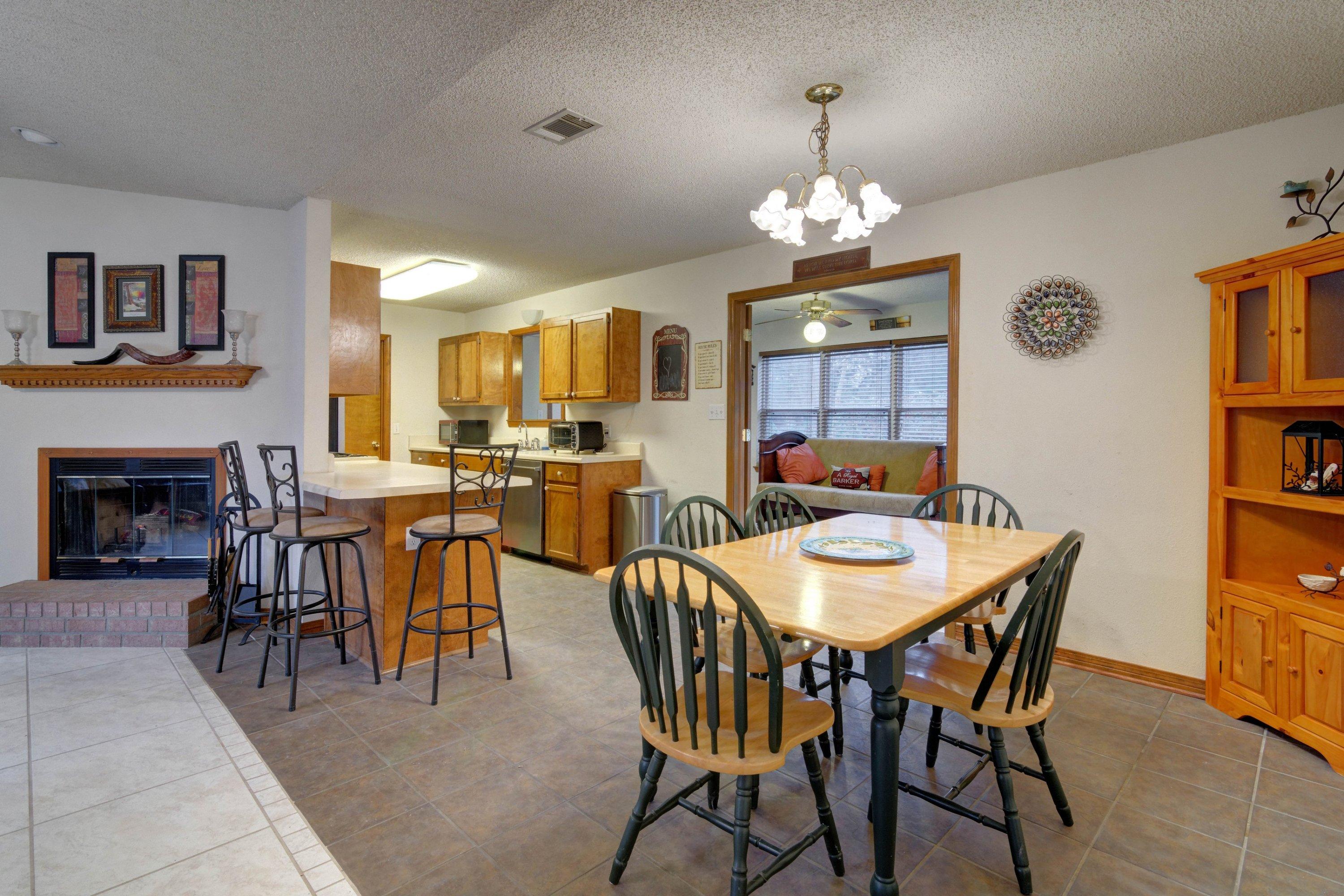 BAY WOODS - Residential