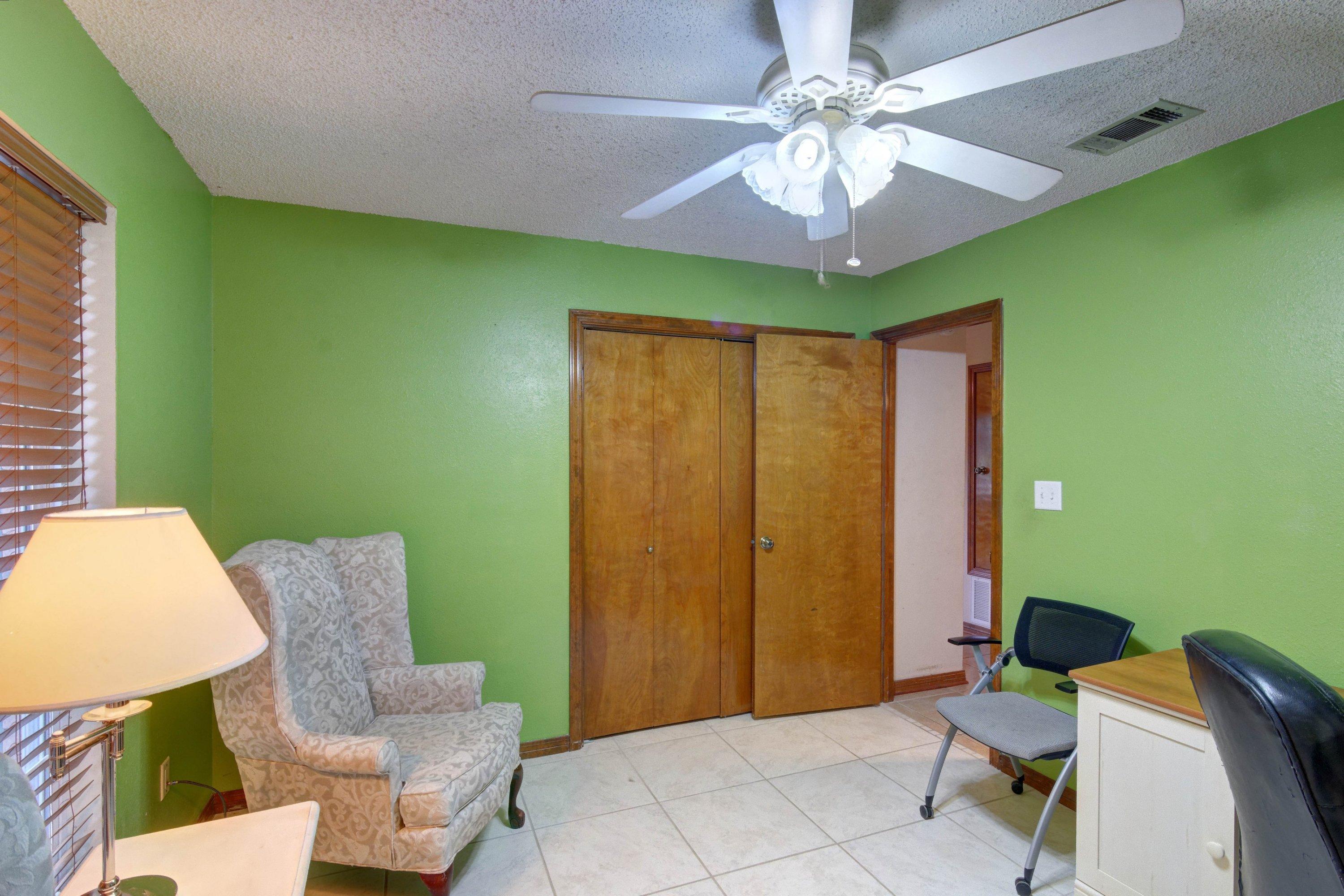 BAY WOODS - Residential