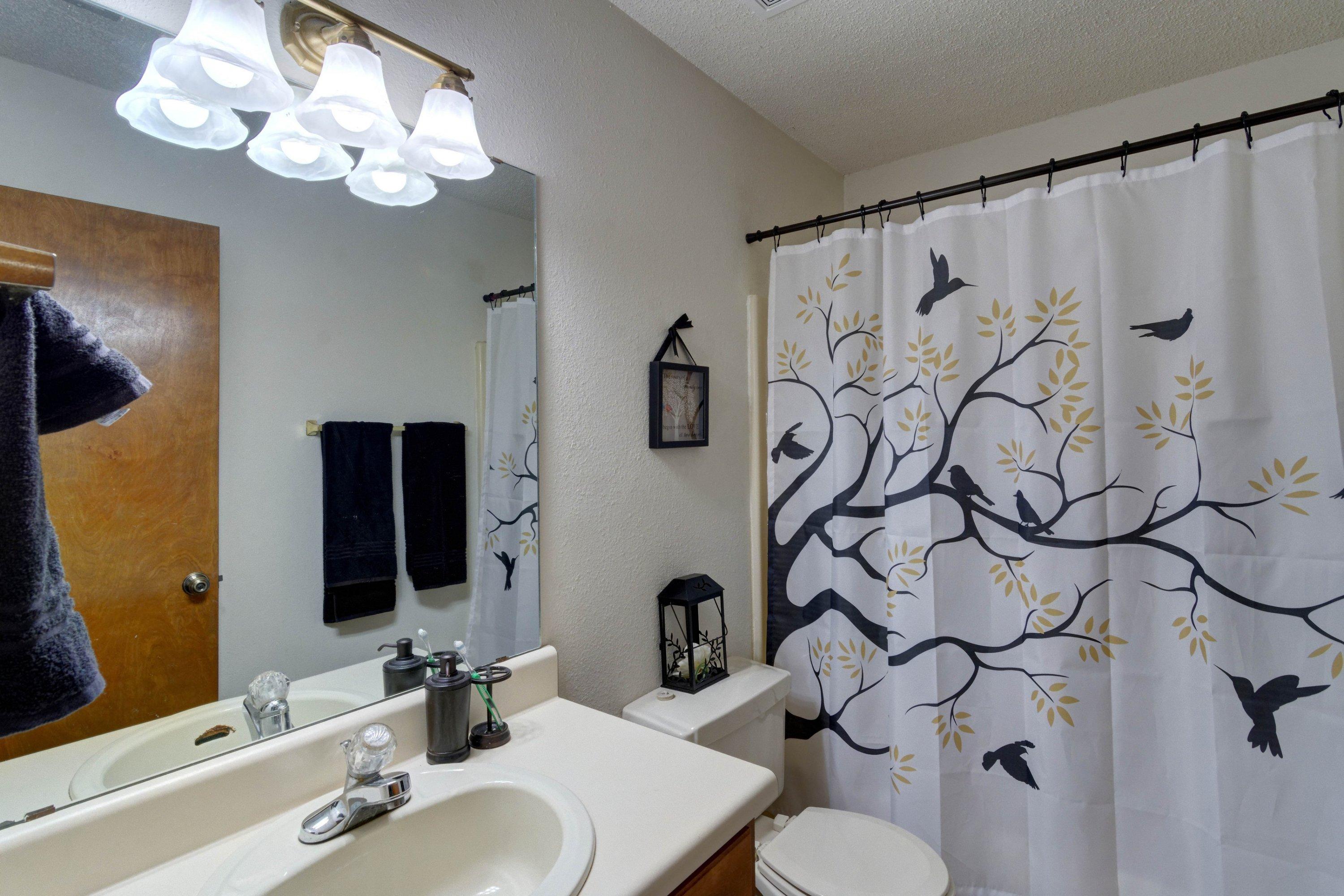 BAY WOODS - Residential