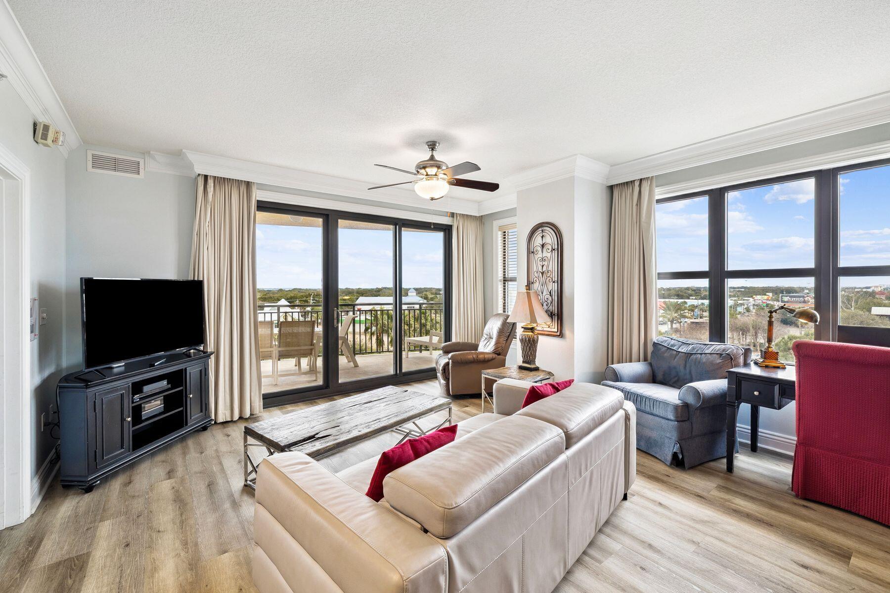 EMERALD GRANDE - Residential