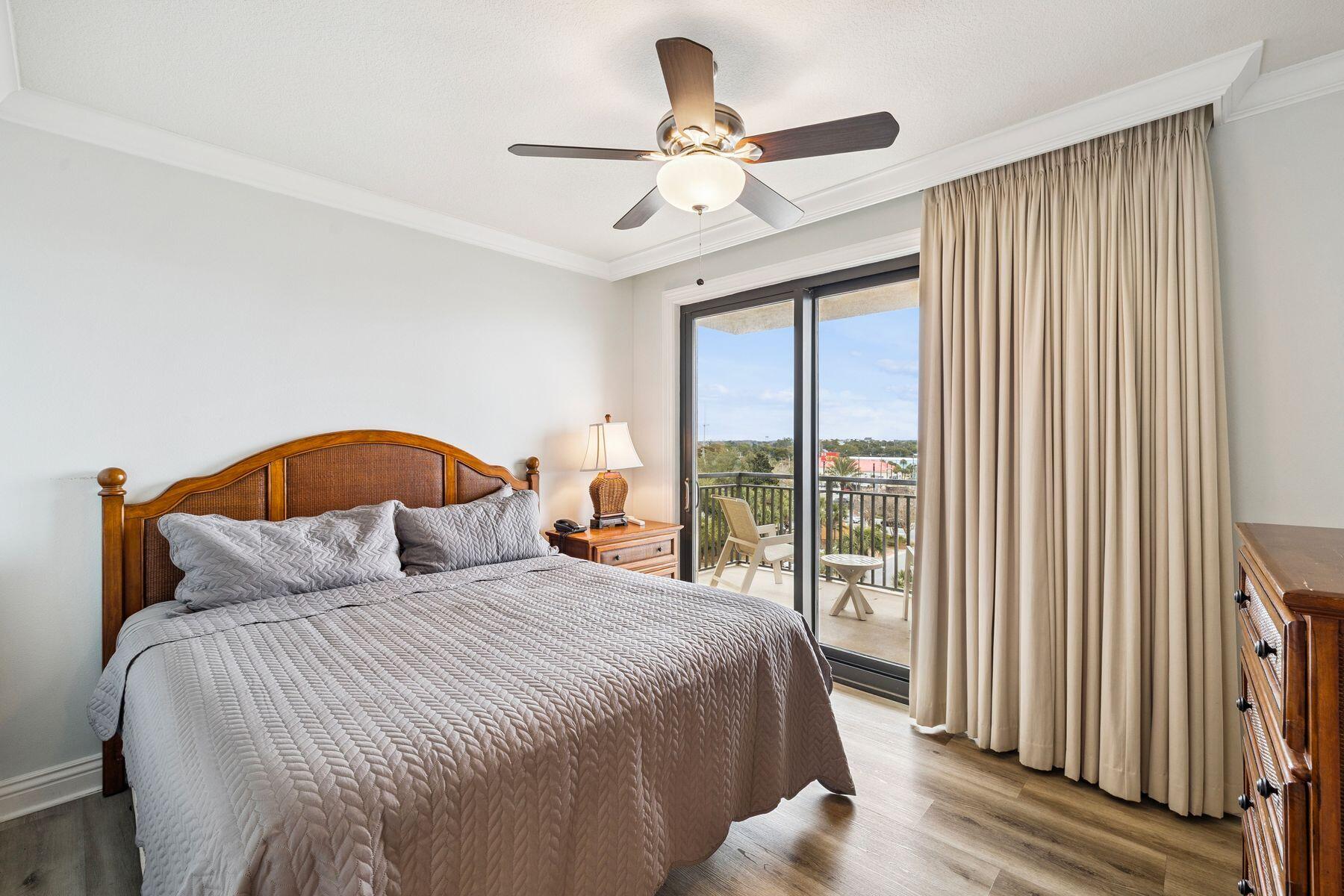 EMERALD GRANDE - Residential