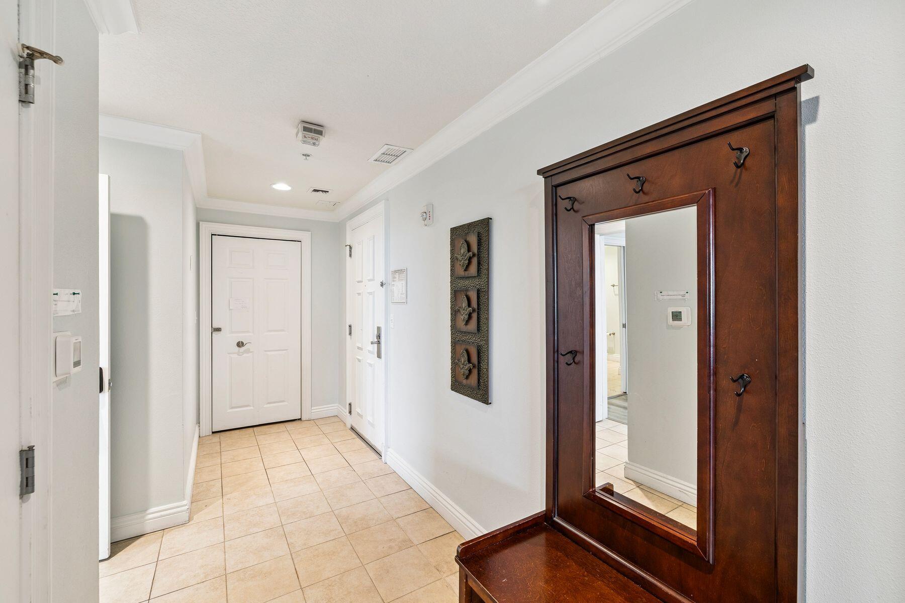 EMERALD GRANDE - Residential