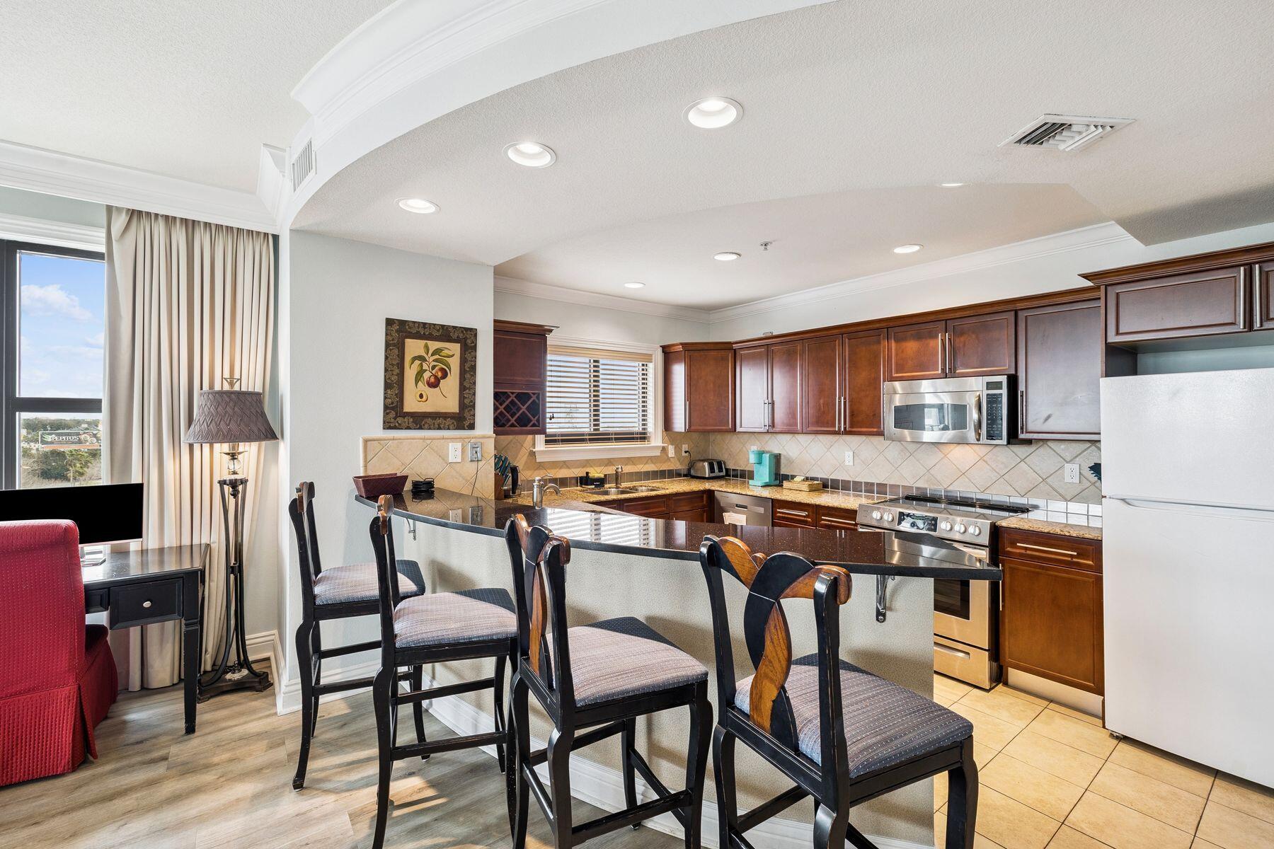 EMERALD GRANDE - Residential