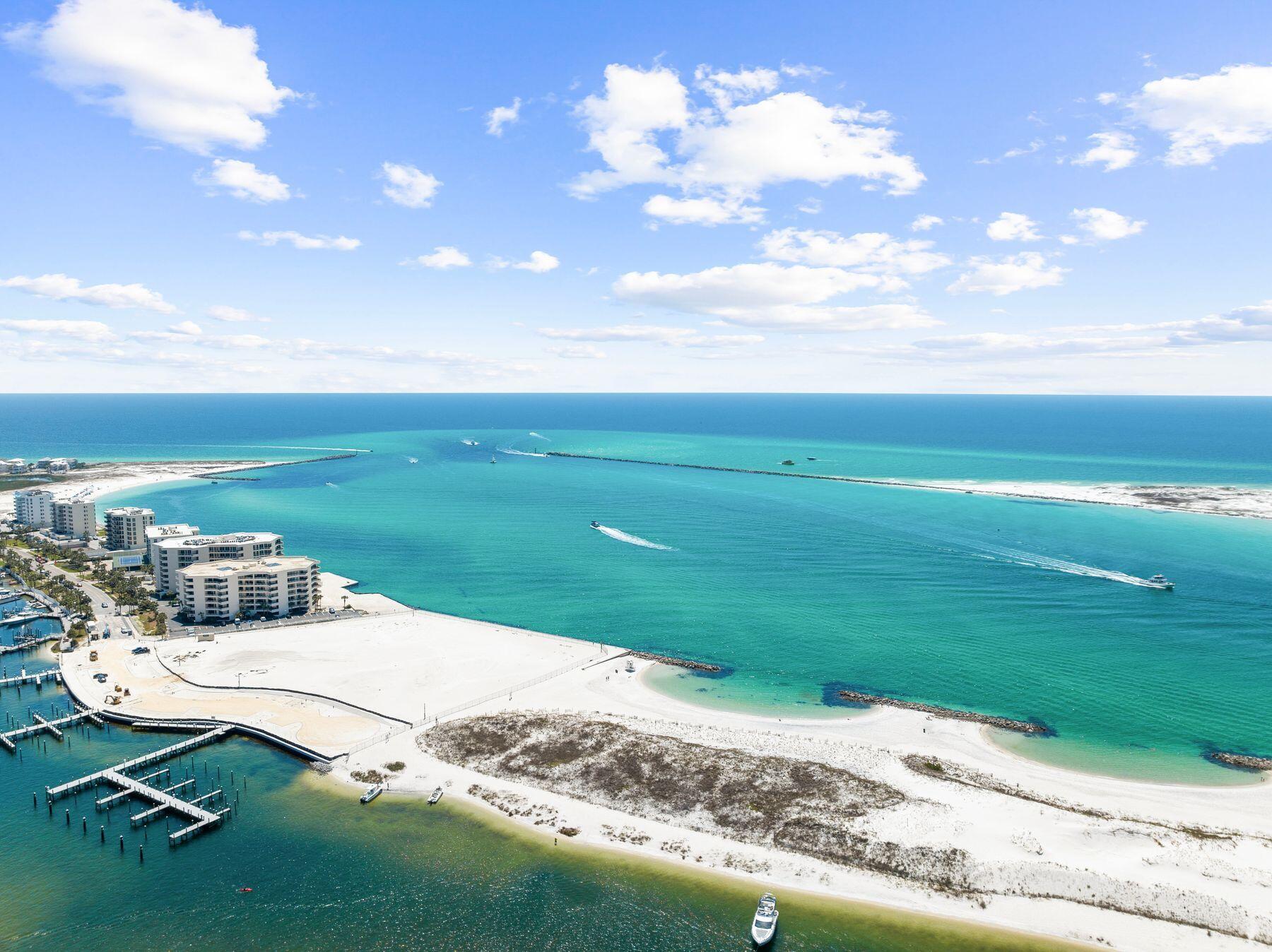 EMERALD GRANDE - Residential