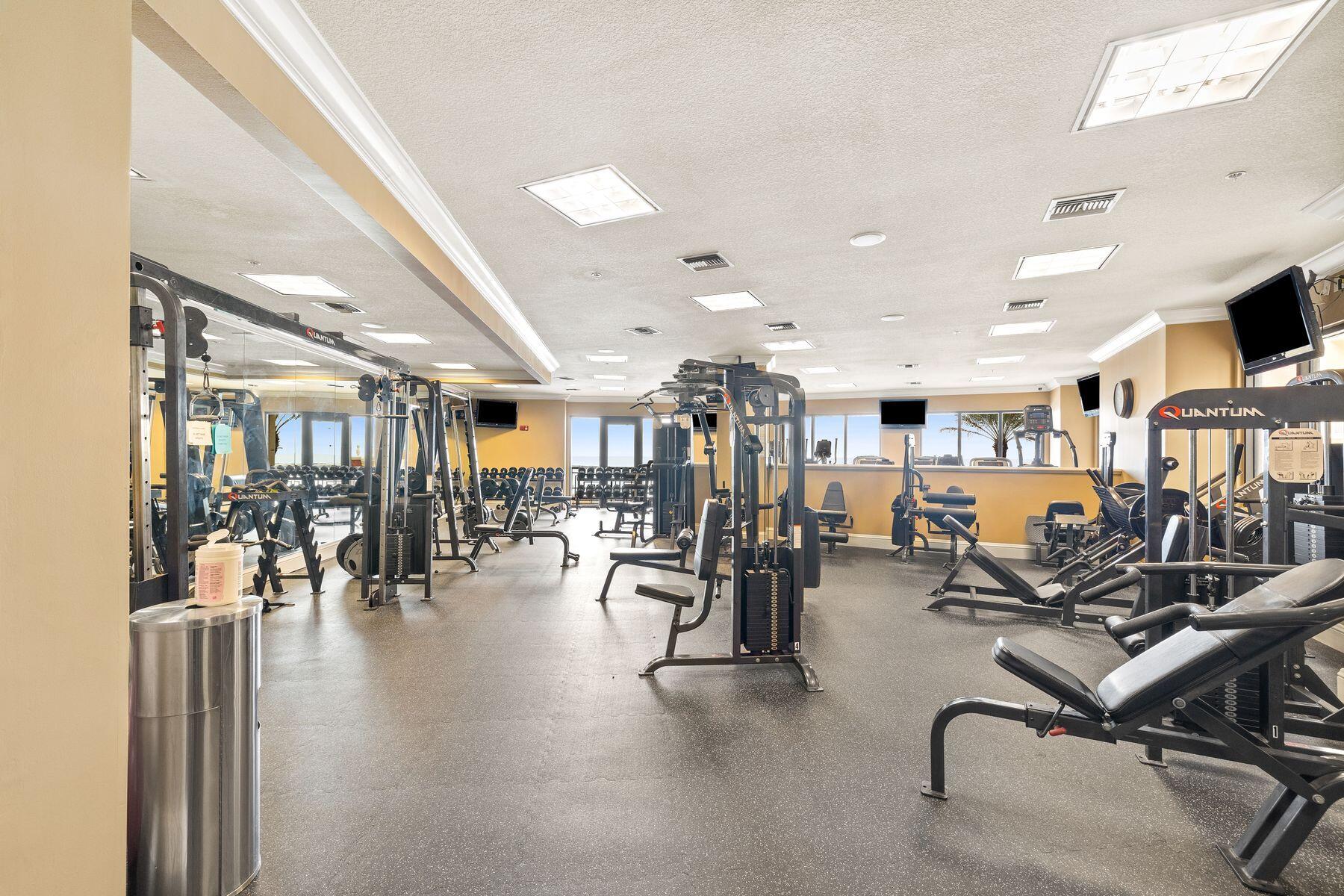 EMERALD GRANDE - Residential