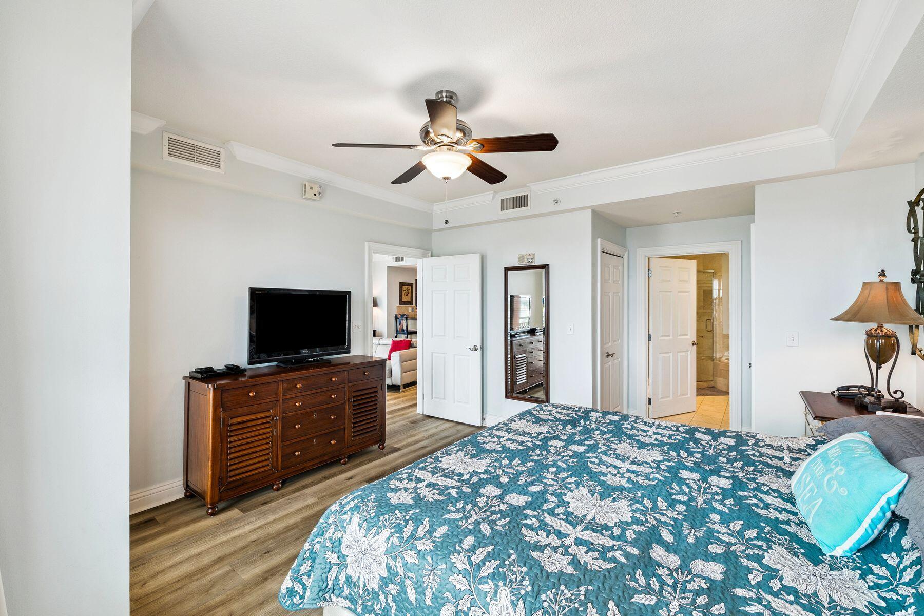 EMERALD GRANDE - Residential