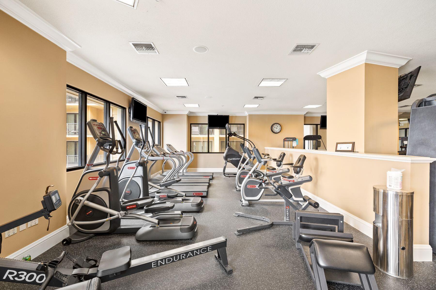 EMERALD GRANDE - Residential