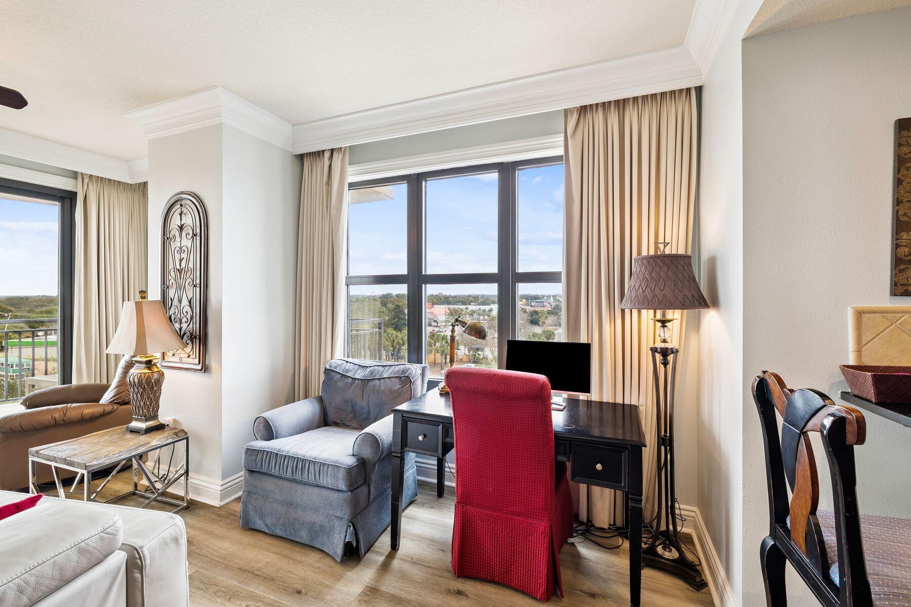 EMERALD GRANDE - Residential