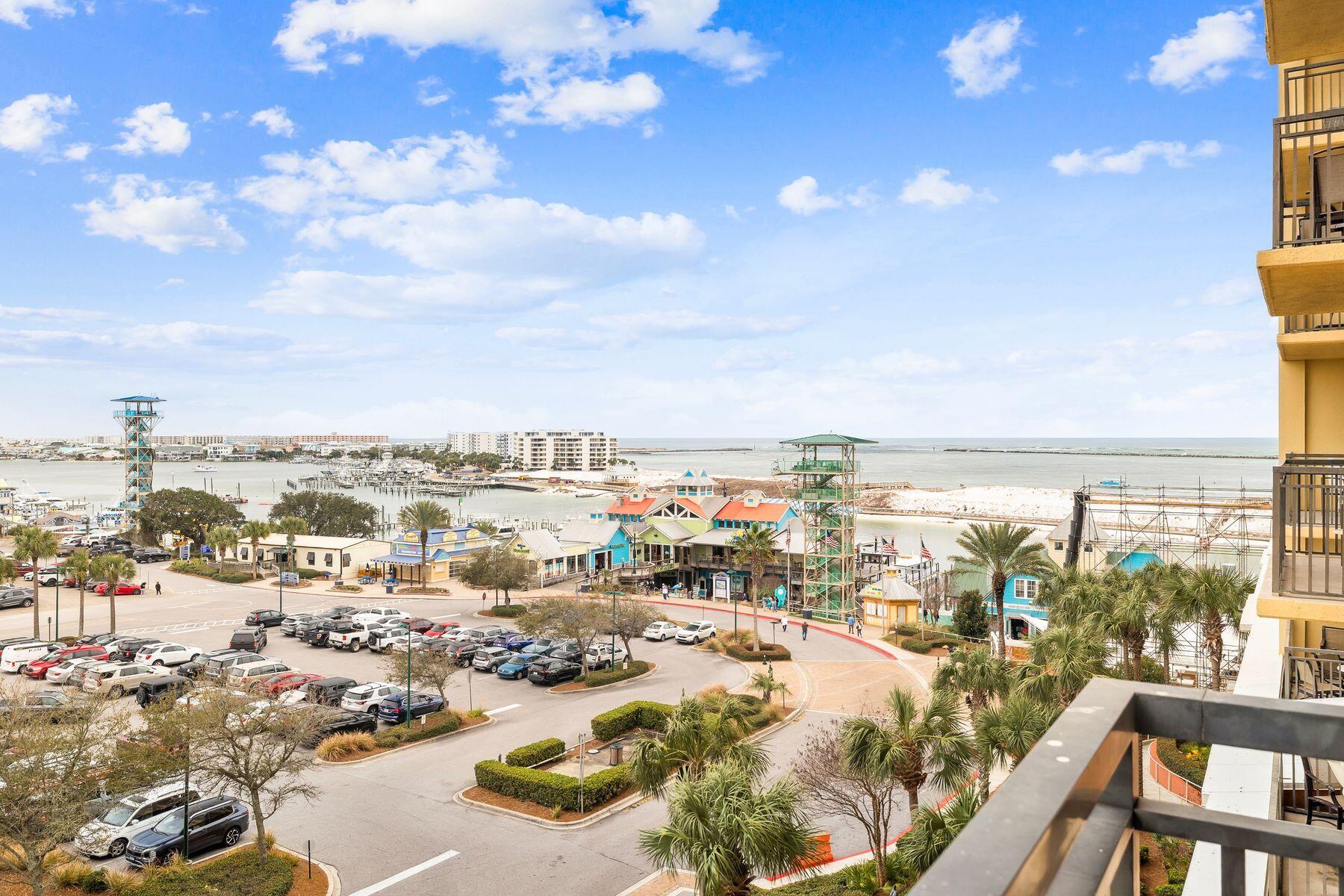 EMERALD GRANDE - Residential