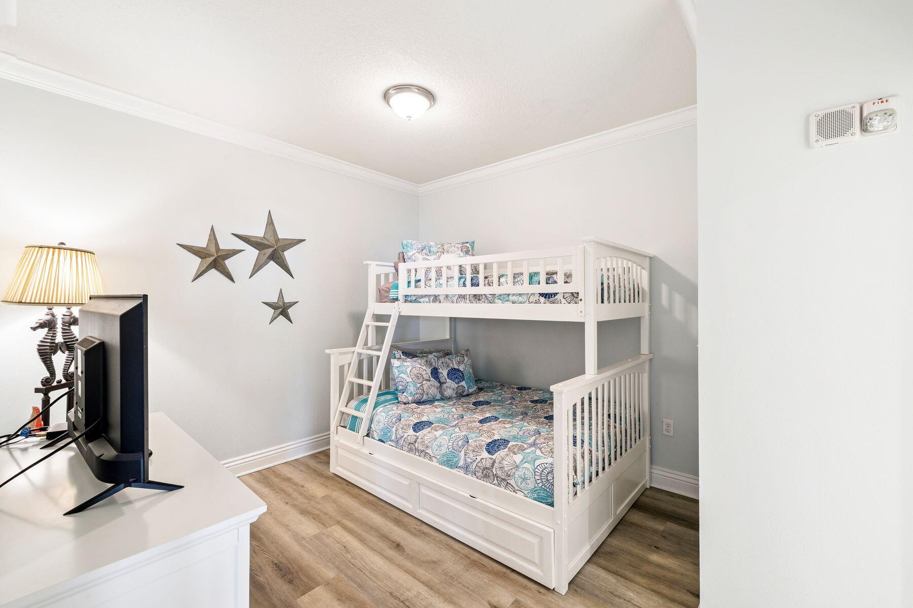 EMERALD GRANDE - Residential