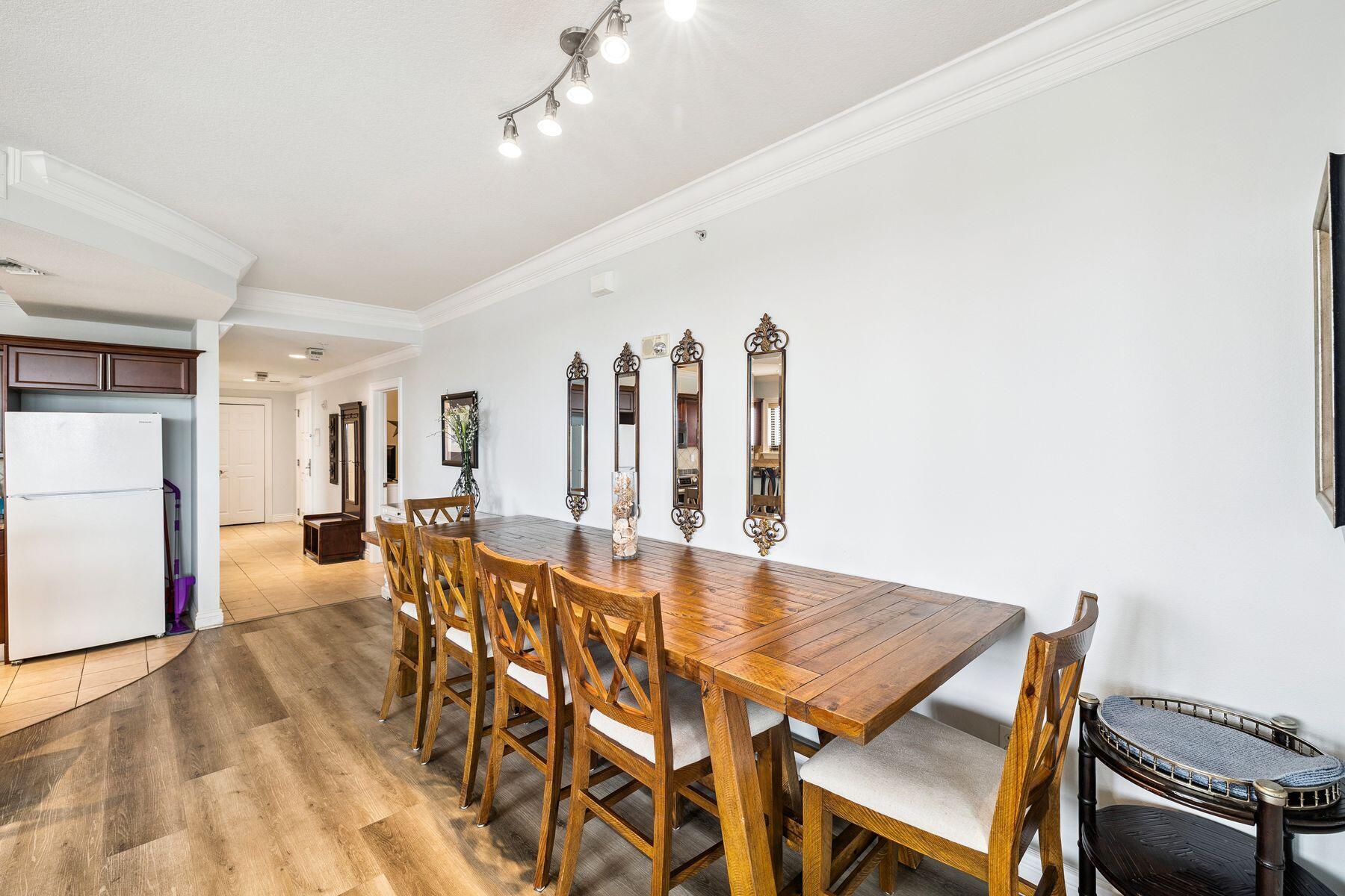 EMERALD GRANDE - Residential