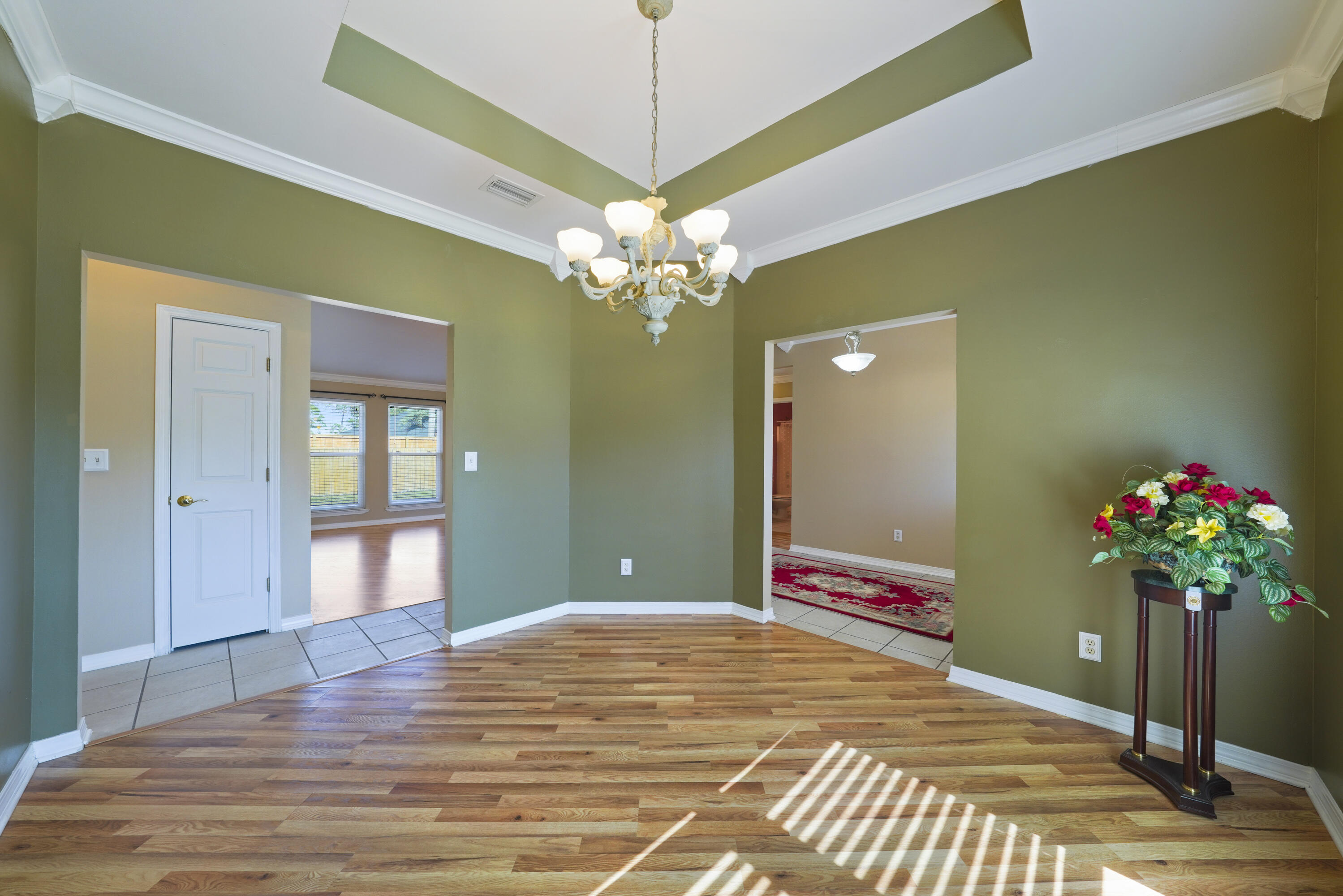 DOROTHY BOWEN ESTATES - Residential