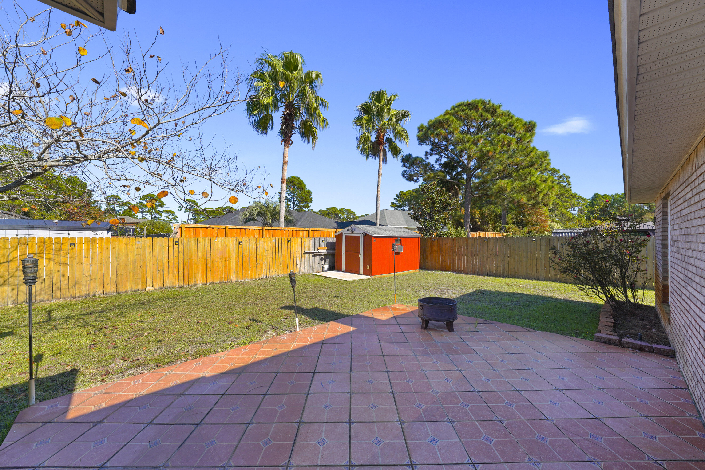 DOROTHY BOWEN ESTATES - Residential