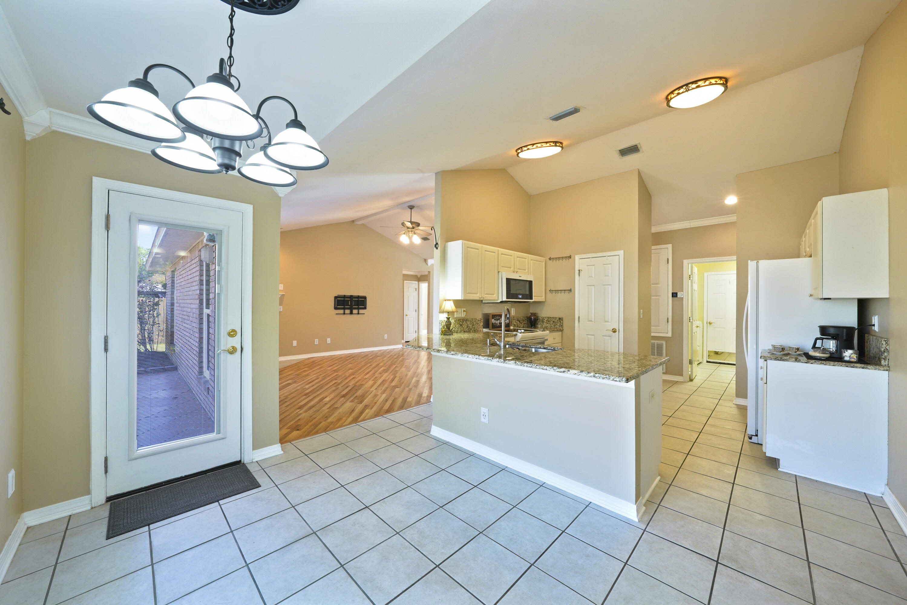 DOROTHY BOWEN ESTATES - Residential