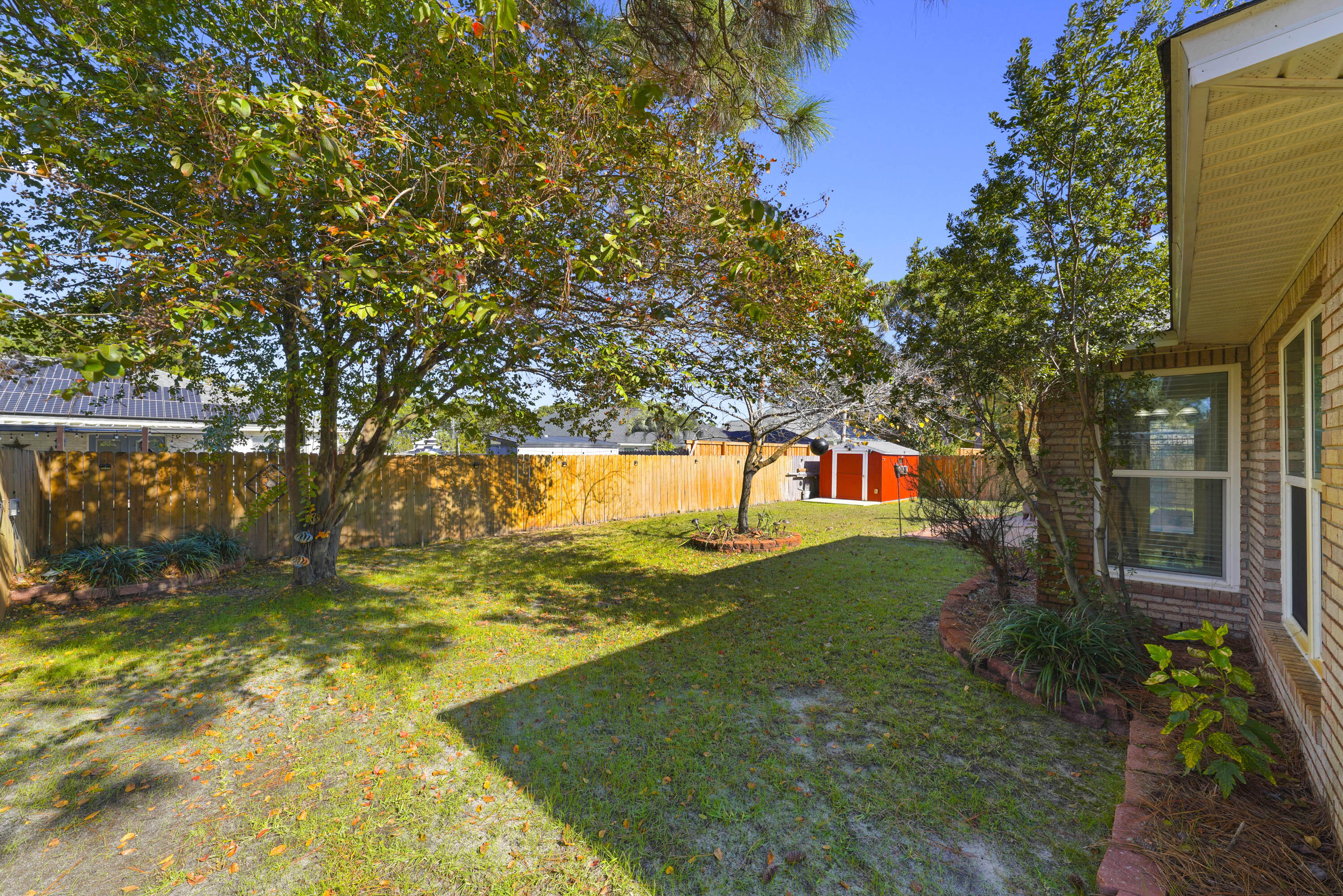 DOROTHY BOWEN ESTATES - Residential