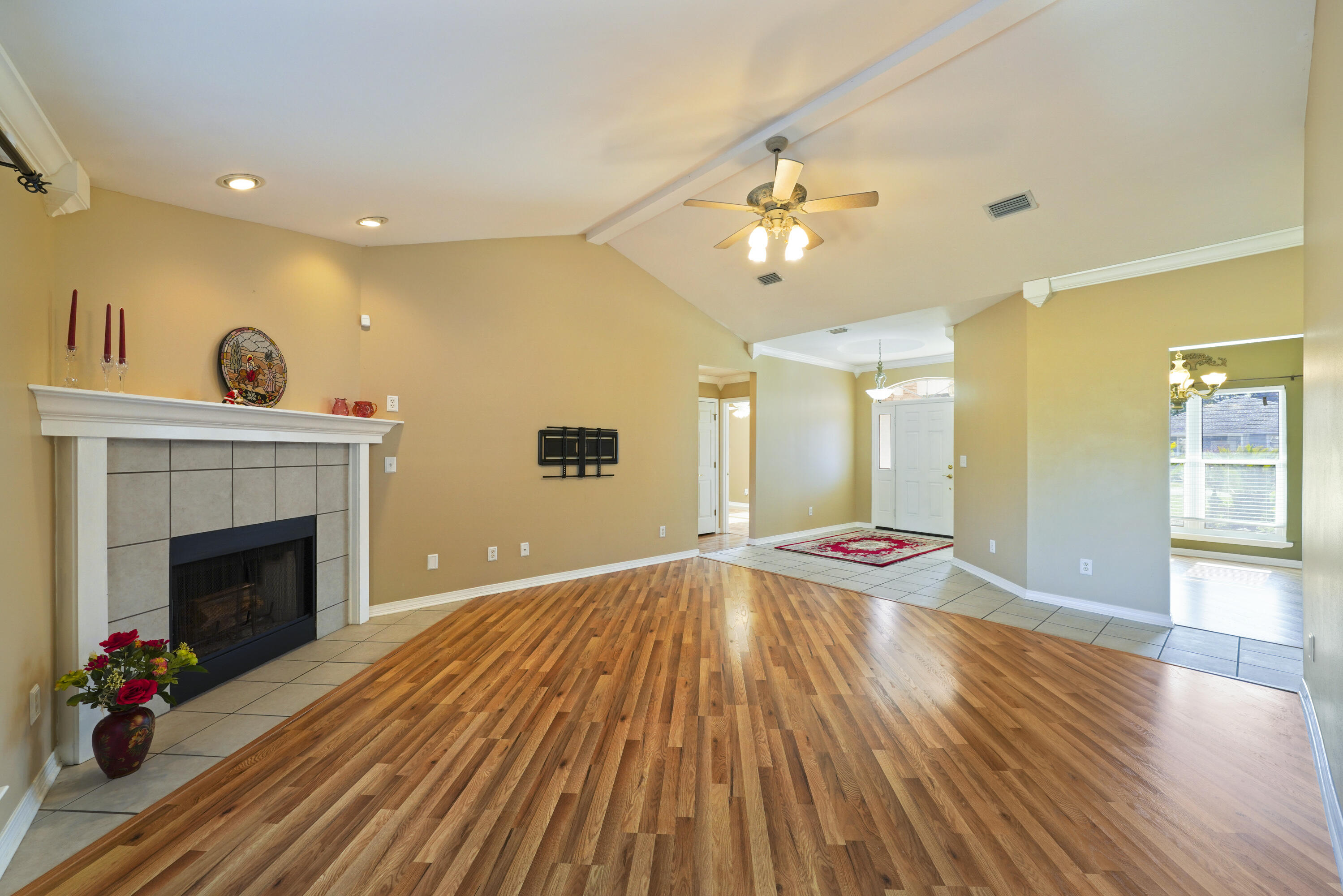 DOROTHY BOWEN ESTATES - Residential