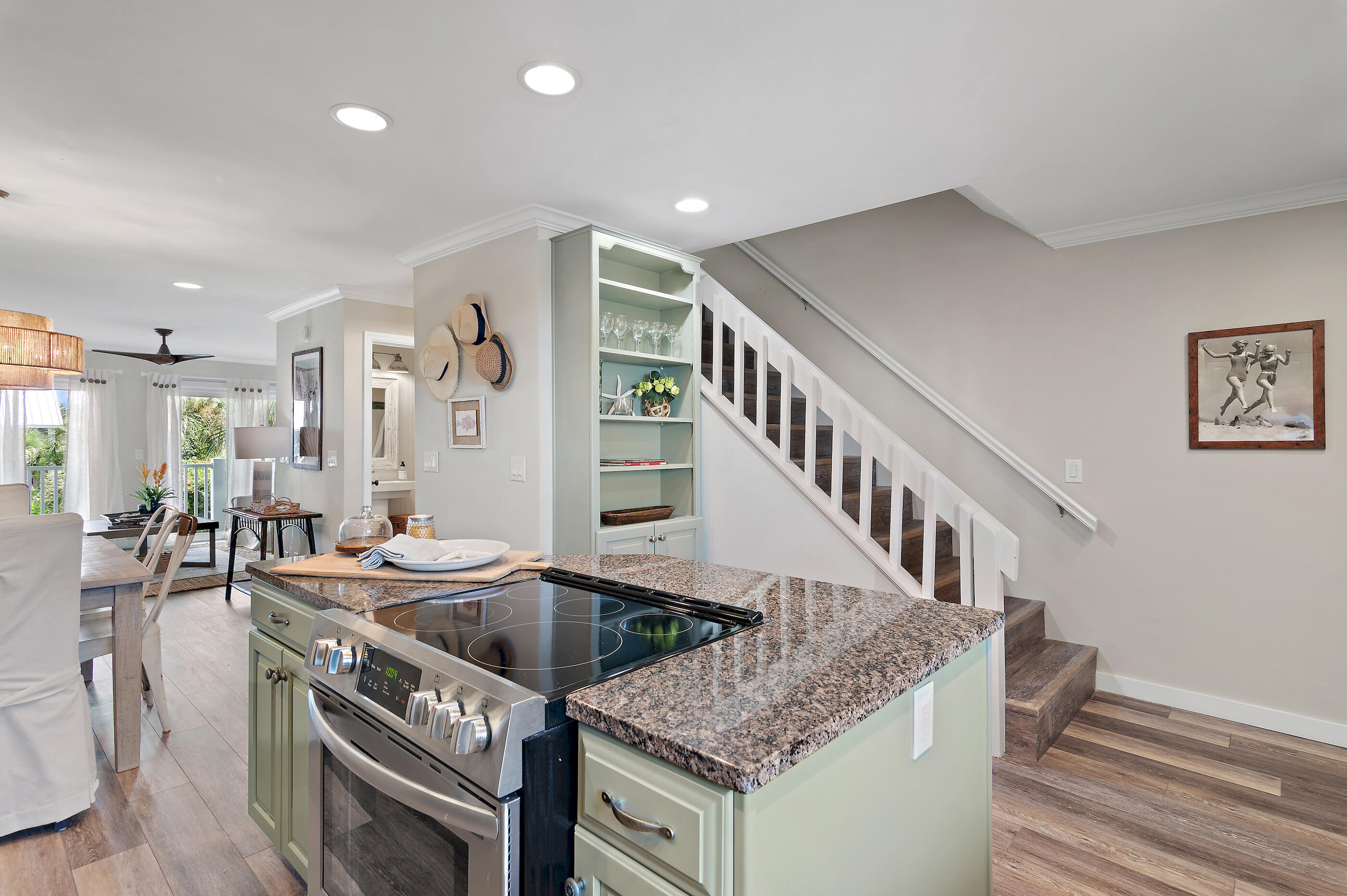 SEA BLUFF CONDO PH 2 - Residential