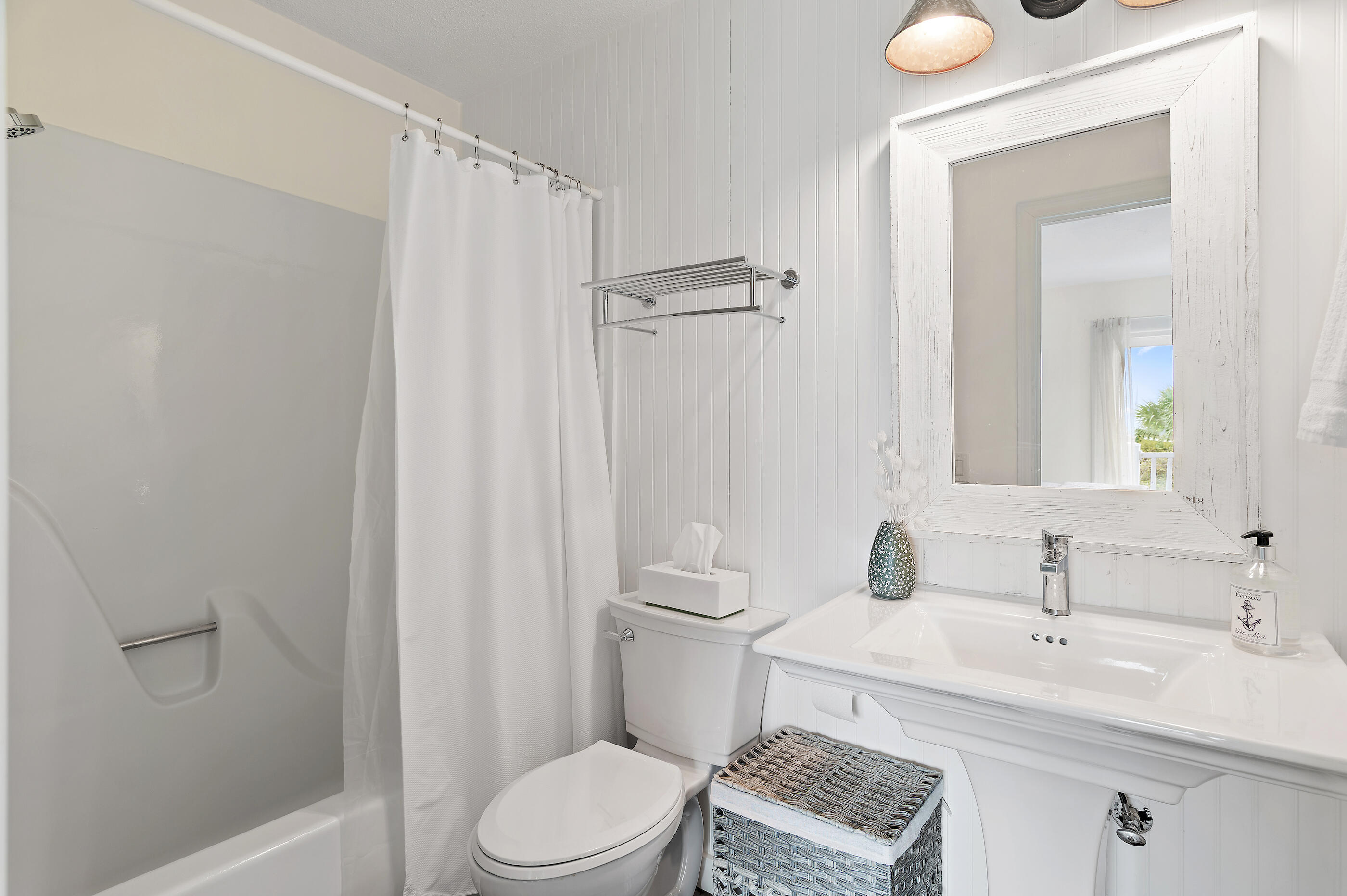 SEA BLUFF CONDO PH 2 - Residential