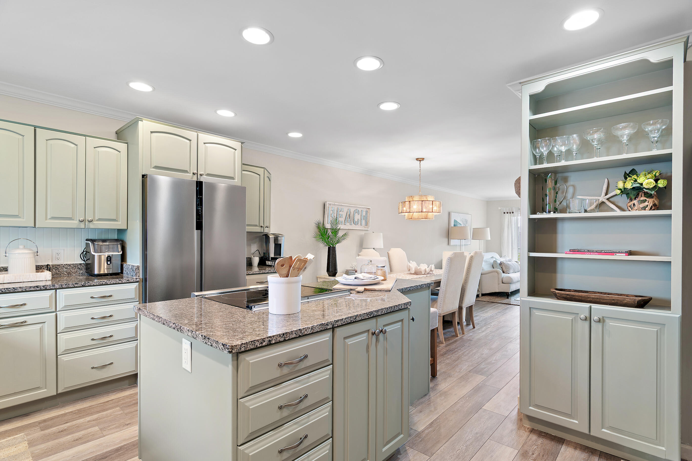 SEA BLUFF CONDO PH 2 - Residential