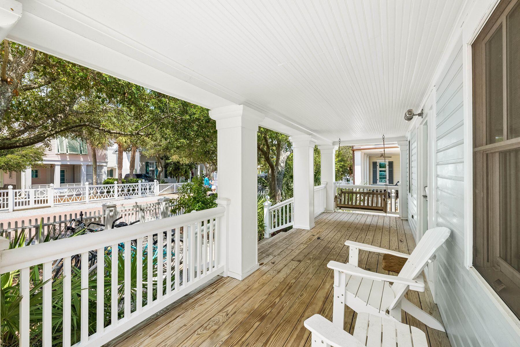 16 Natchez Street