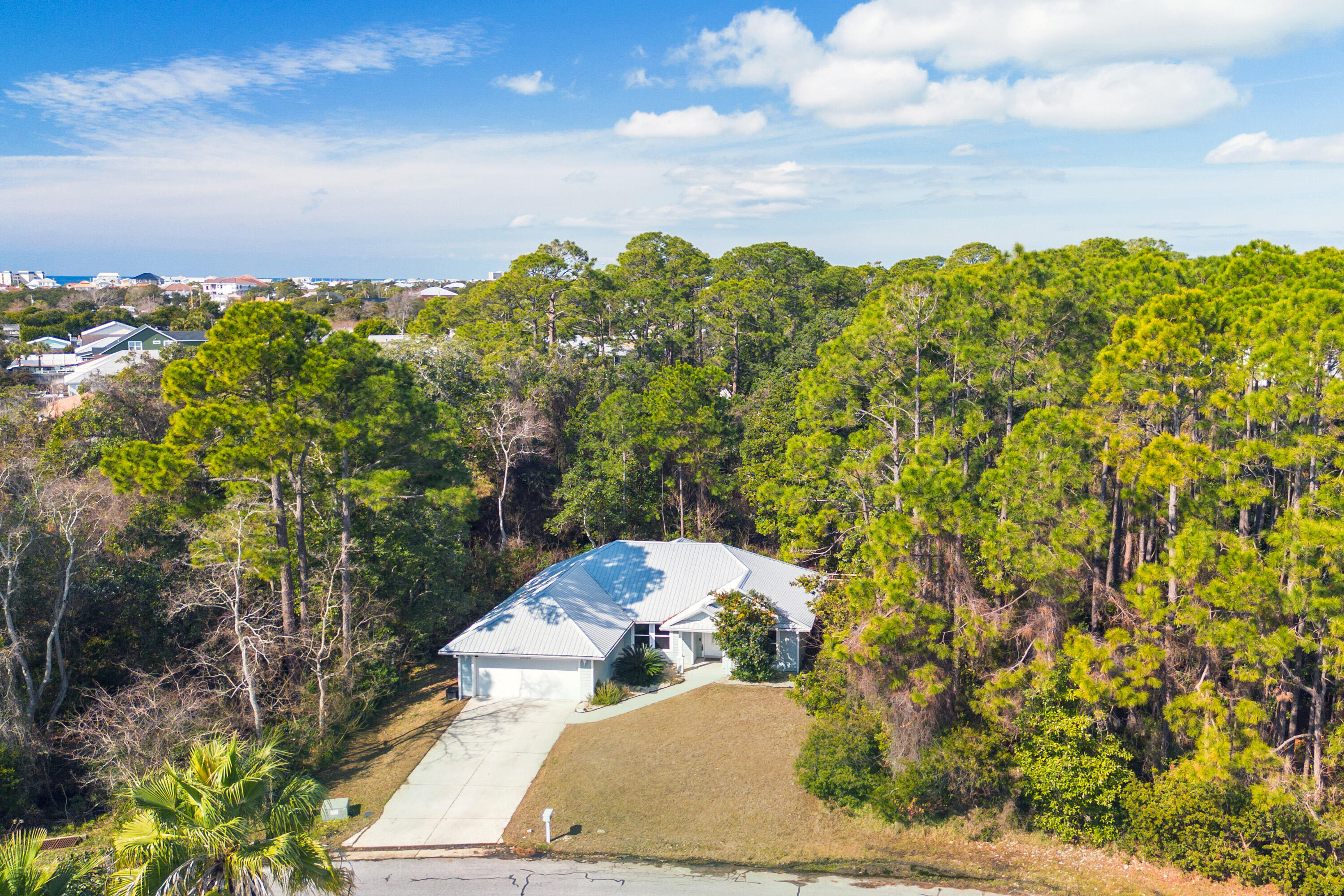 21128 S Lakeview Drive