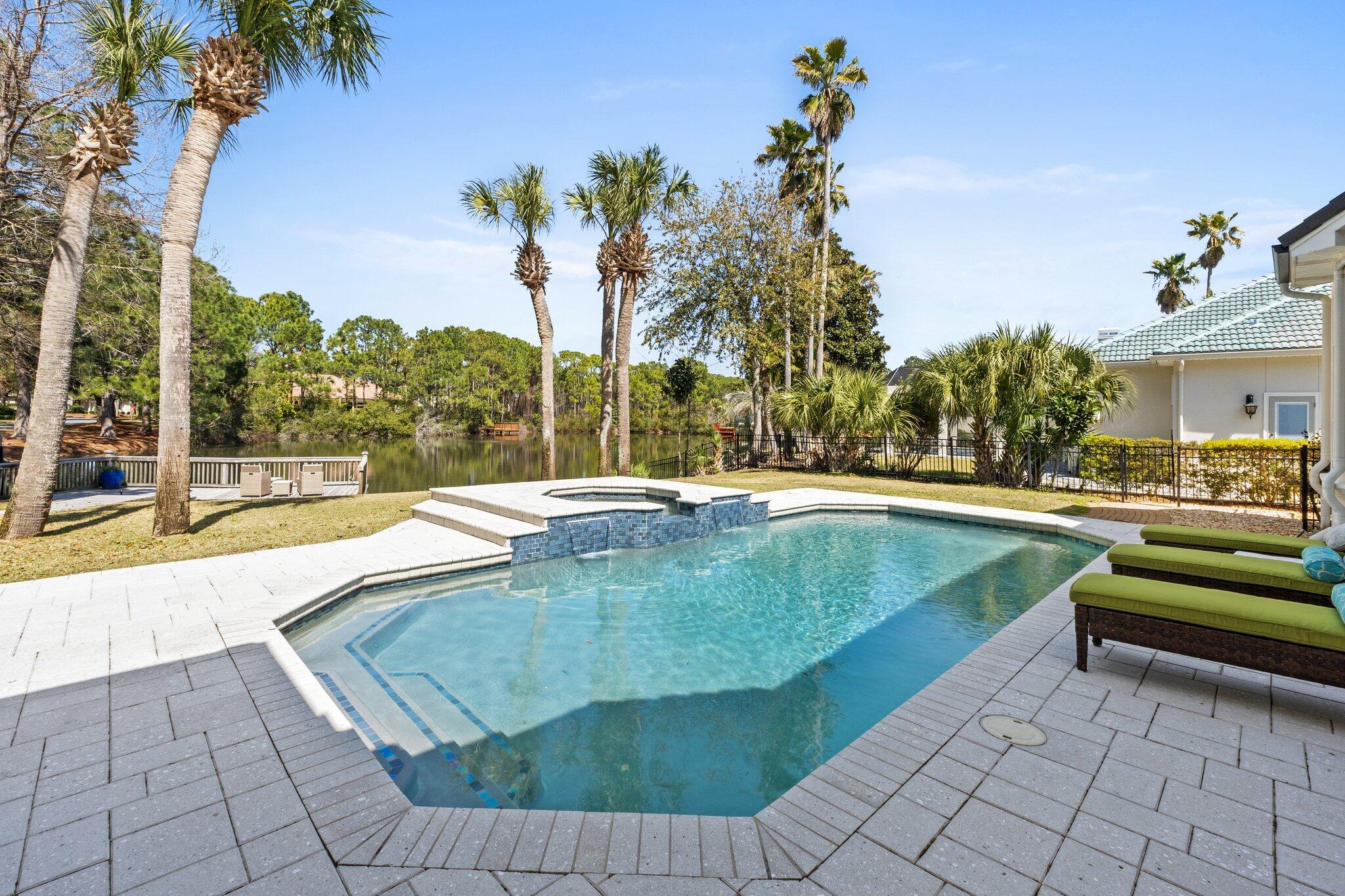 REGATTA BAY PH 1 - Residential