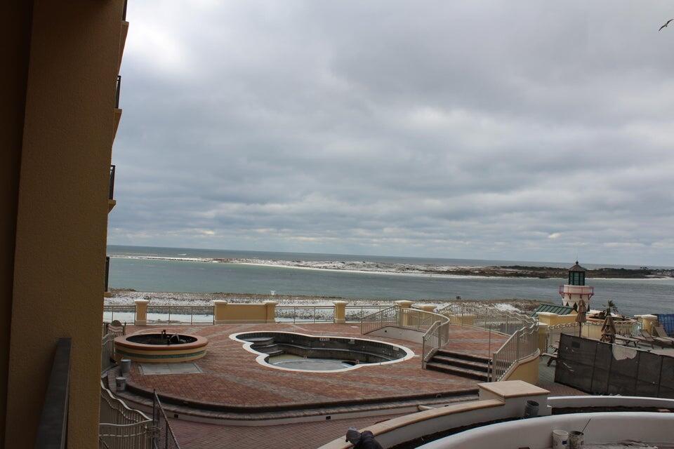 EMERALD GRANDE - Residential