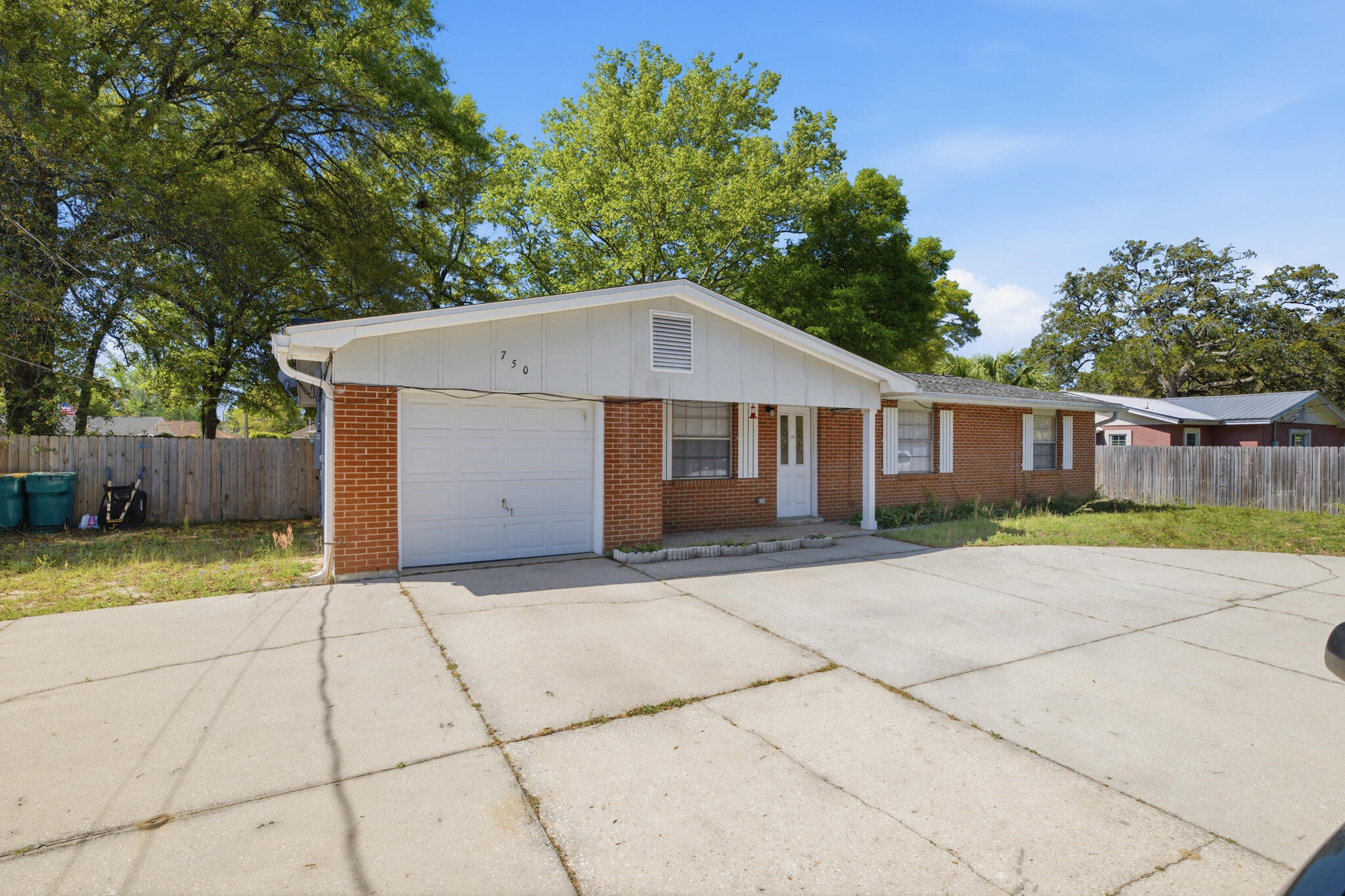 MID PINES - Residential