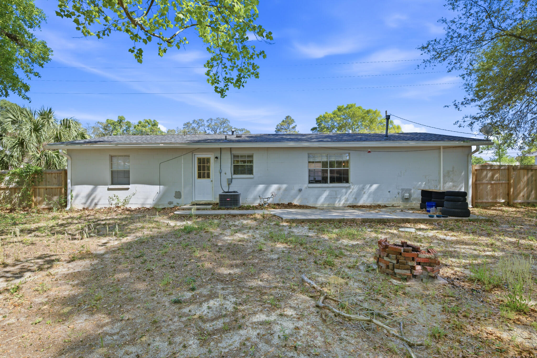 MID PINES - Residential