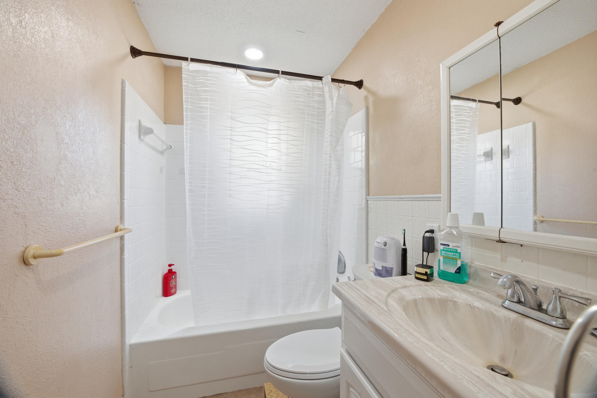 MID PINES - Residential