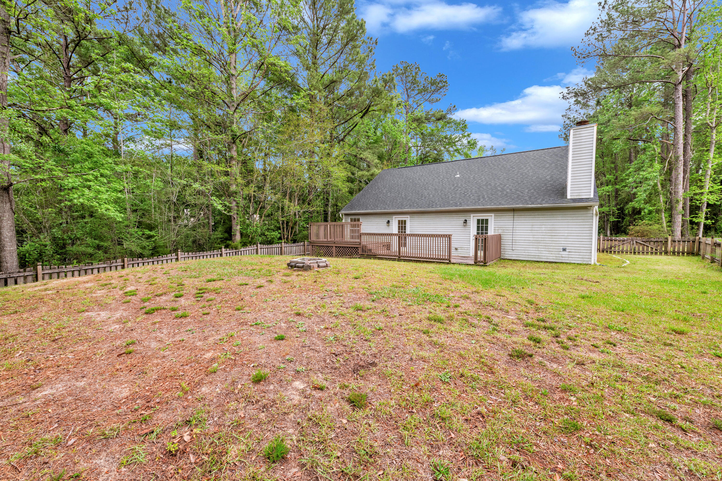 FOXWOOD ESTATES 1 - Residential