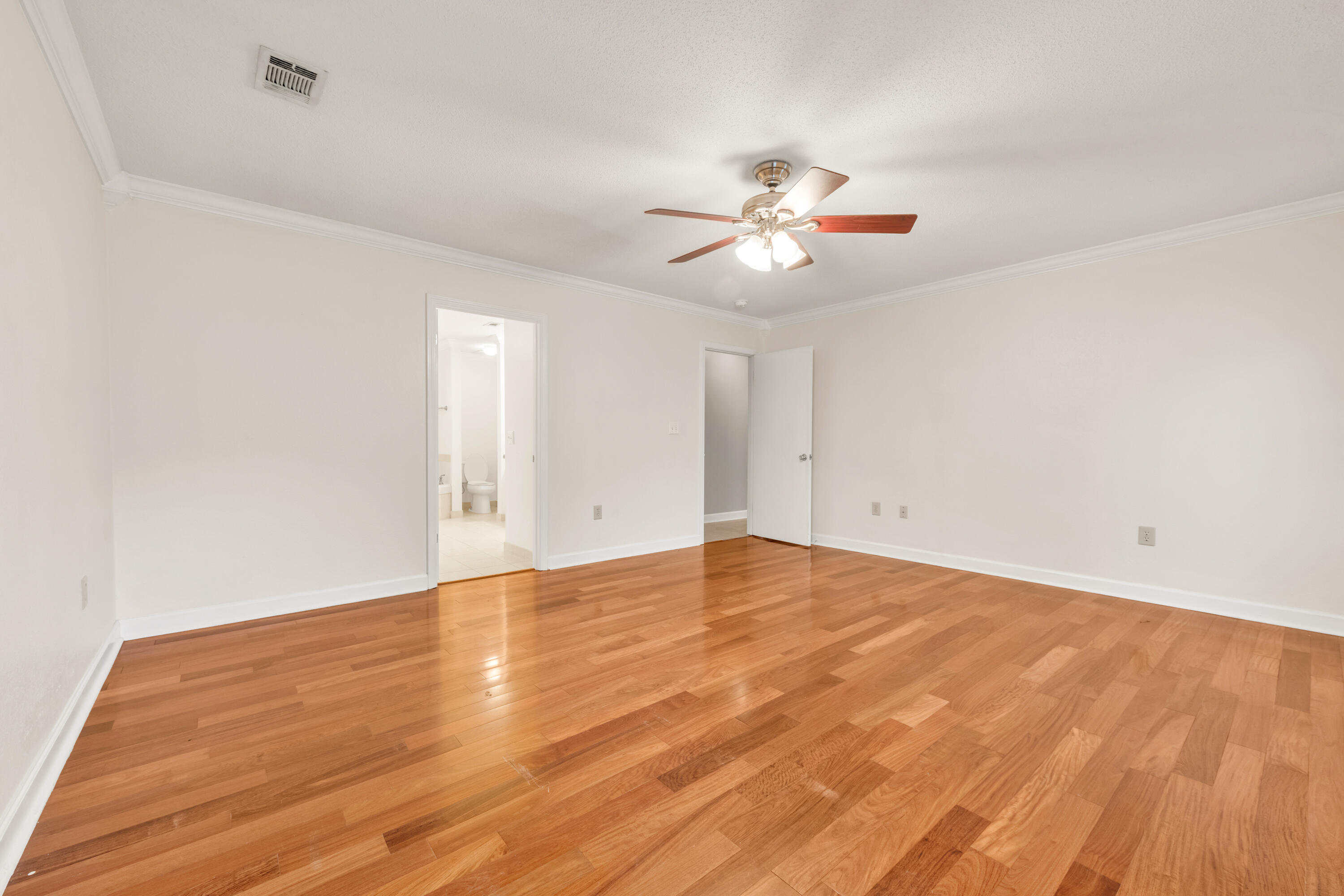 FOXWOOD ESTATES 1 - Residential