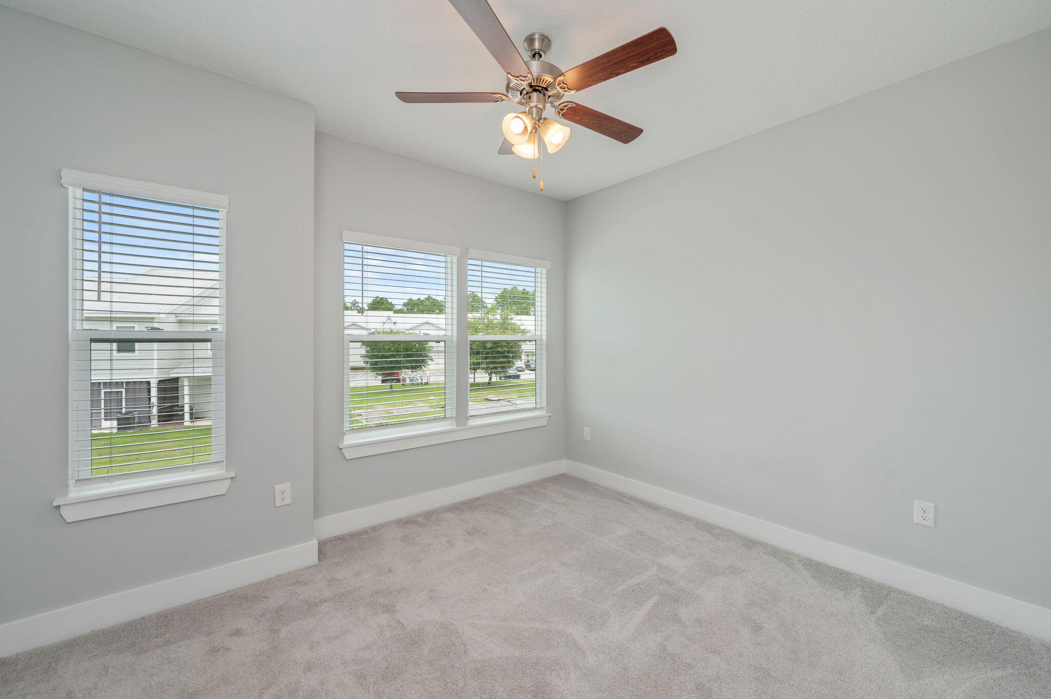 VERANDAS OF FREEPORT, THE - Residential