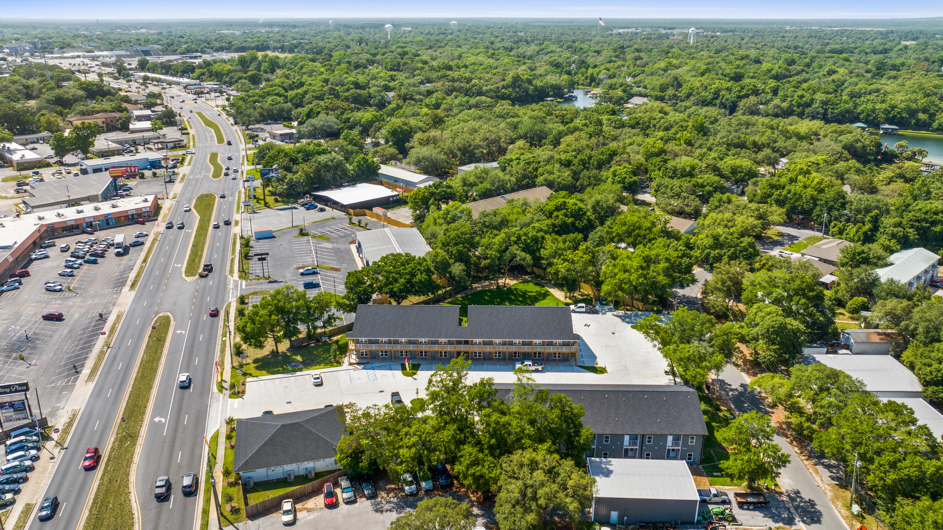 BARROW APARTMENTS - Residential Lease