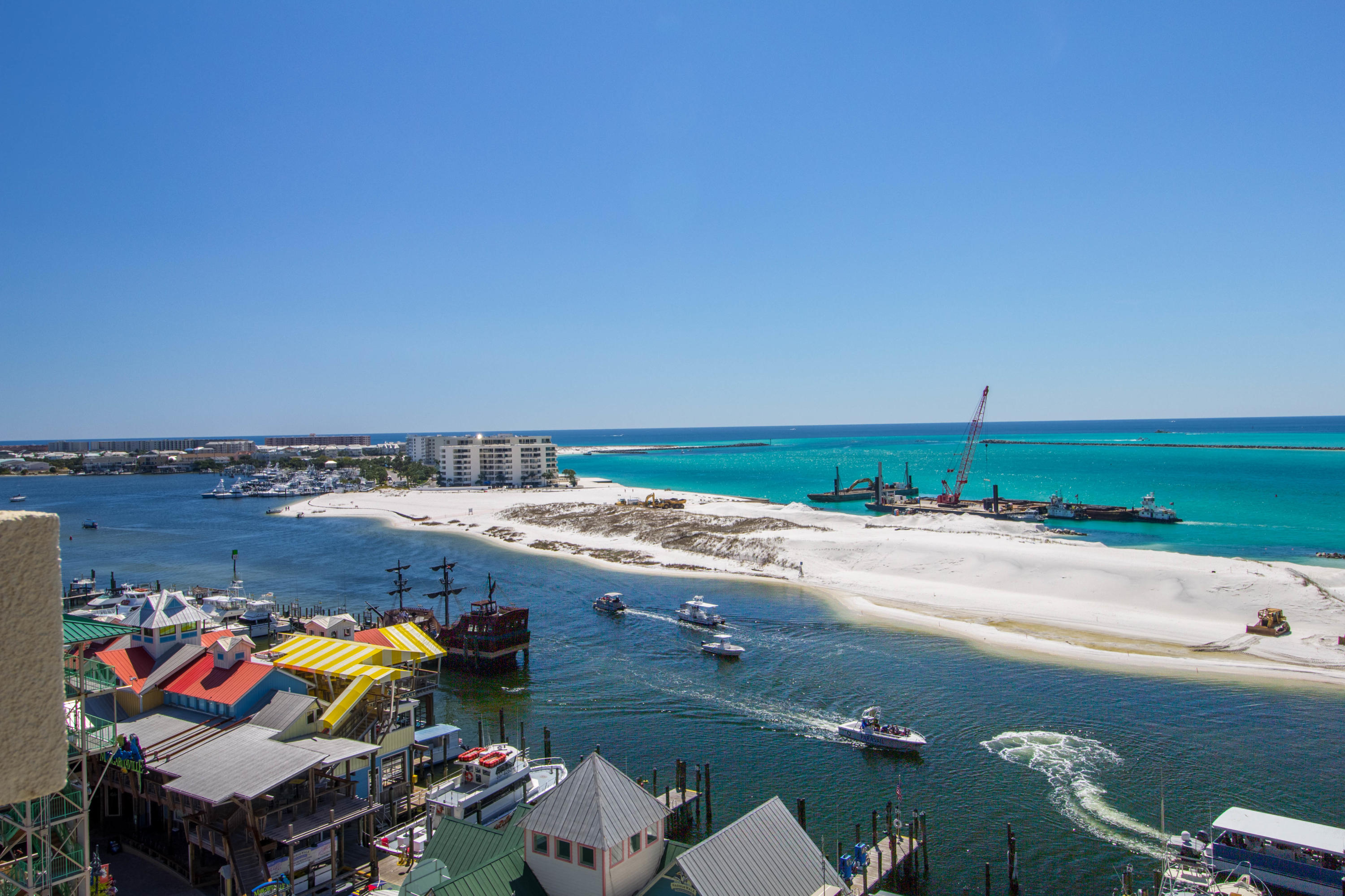 EMERALD GRANDE - Residential